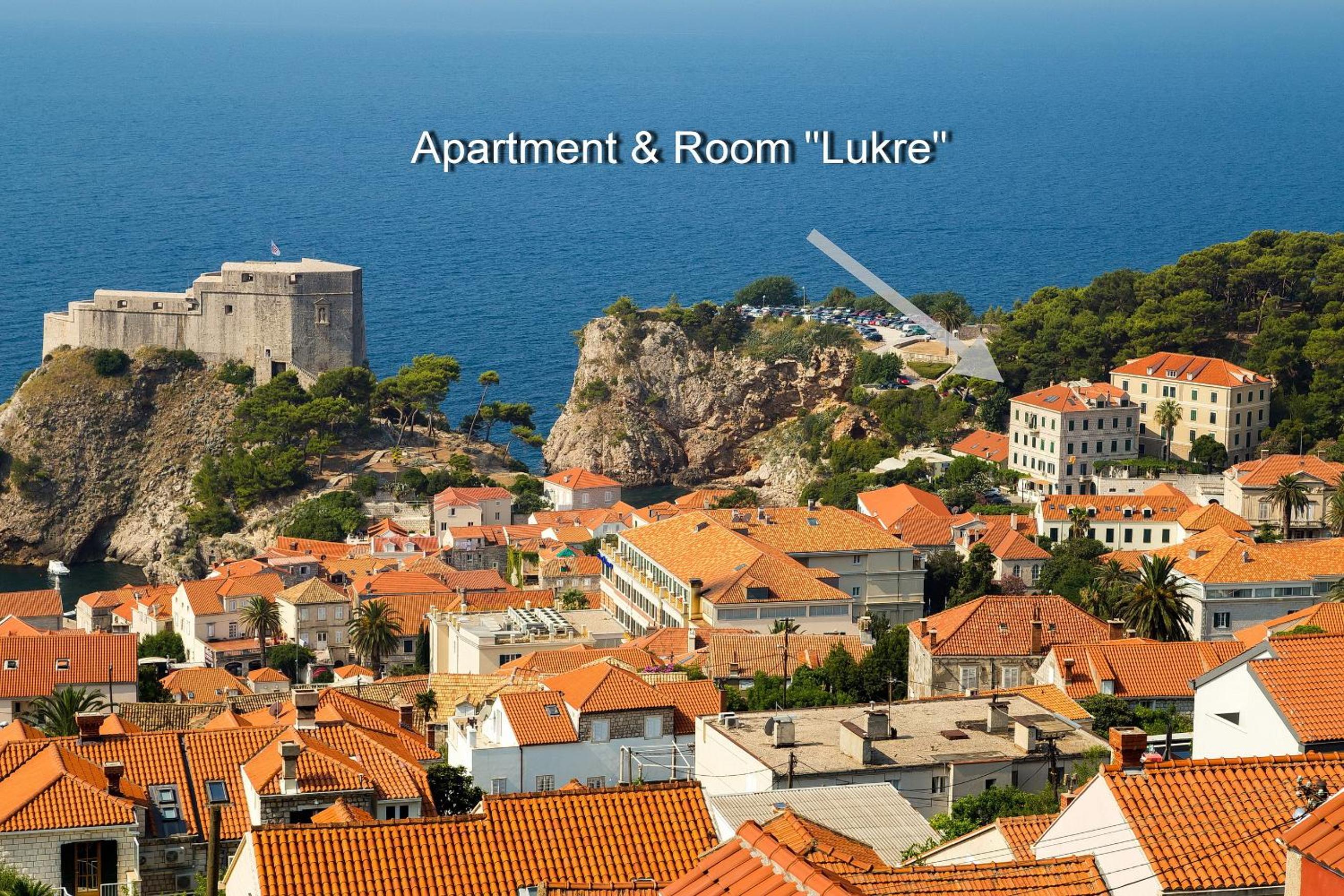 Apartment& Room Lukre / Apartment Lukre with terrace