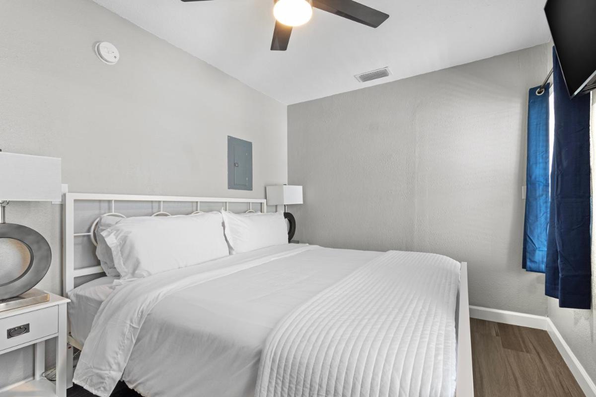 Park Shore Suites at Madeira Beach