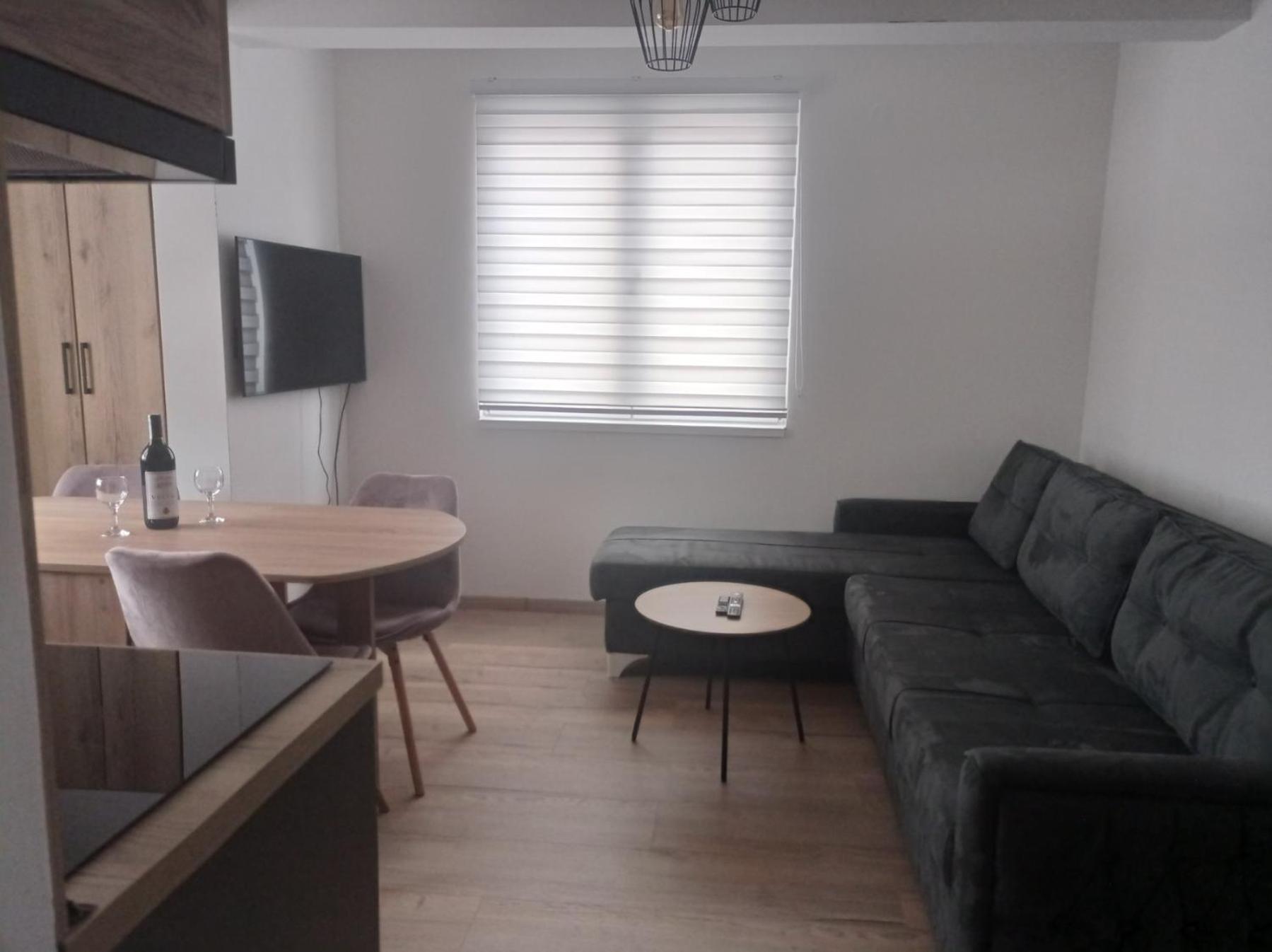 Apartmani NIX VIR