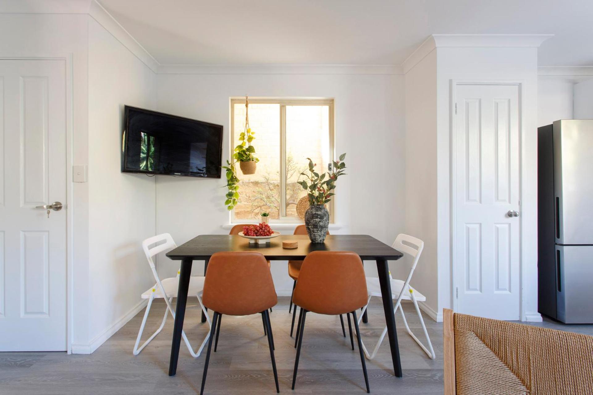 Tranquility - Townhouse close to South Fremantle