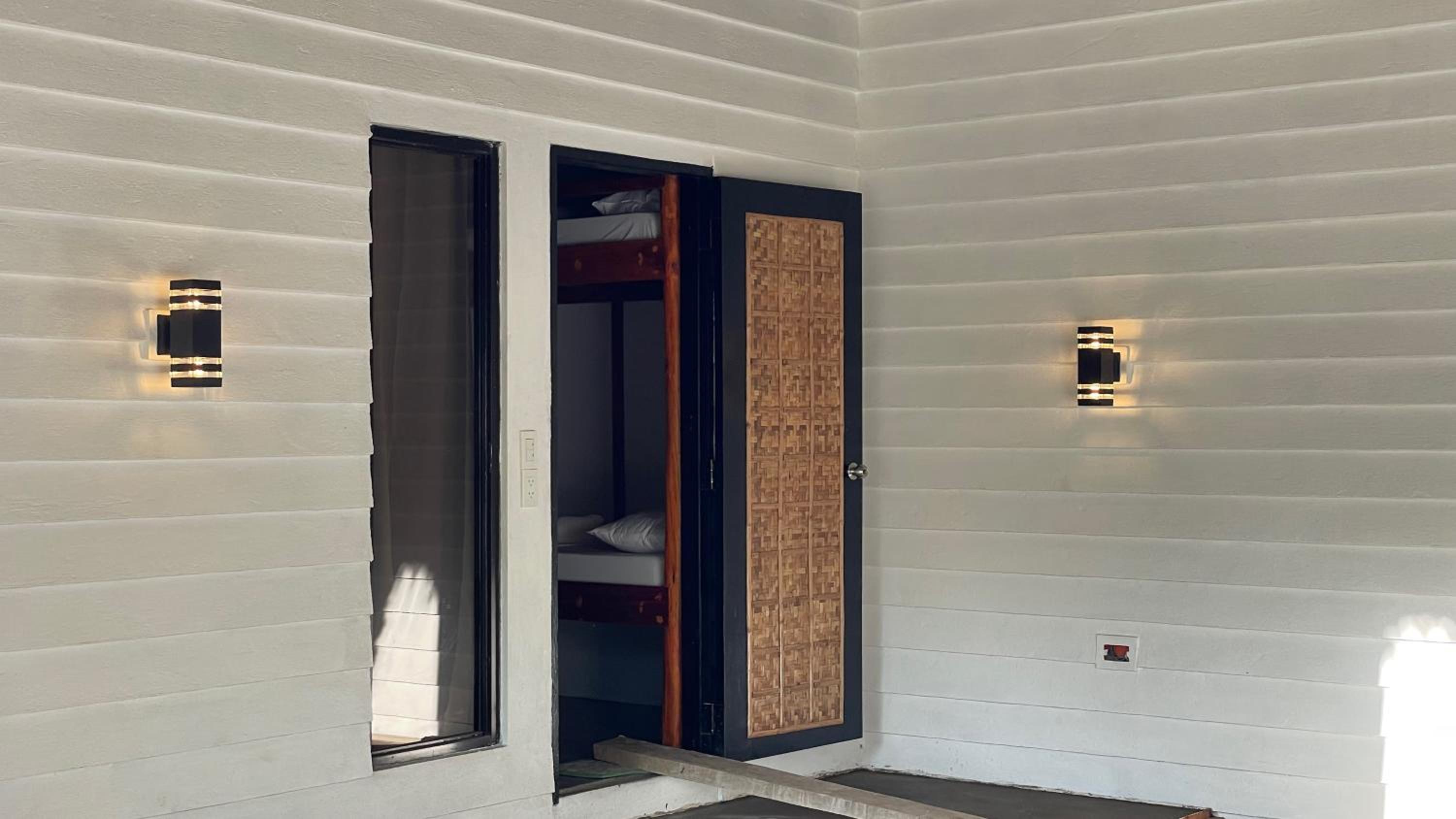 Footprints Beach Resort