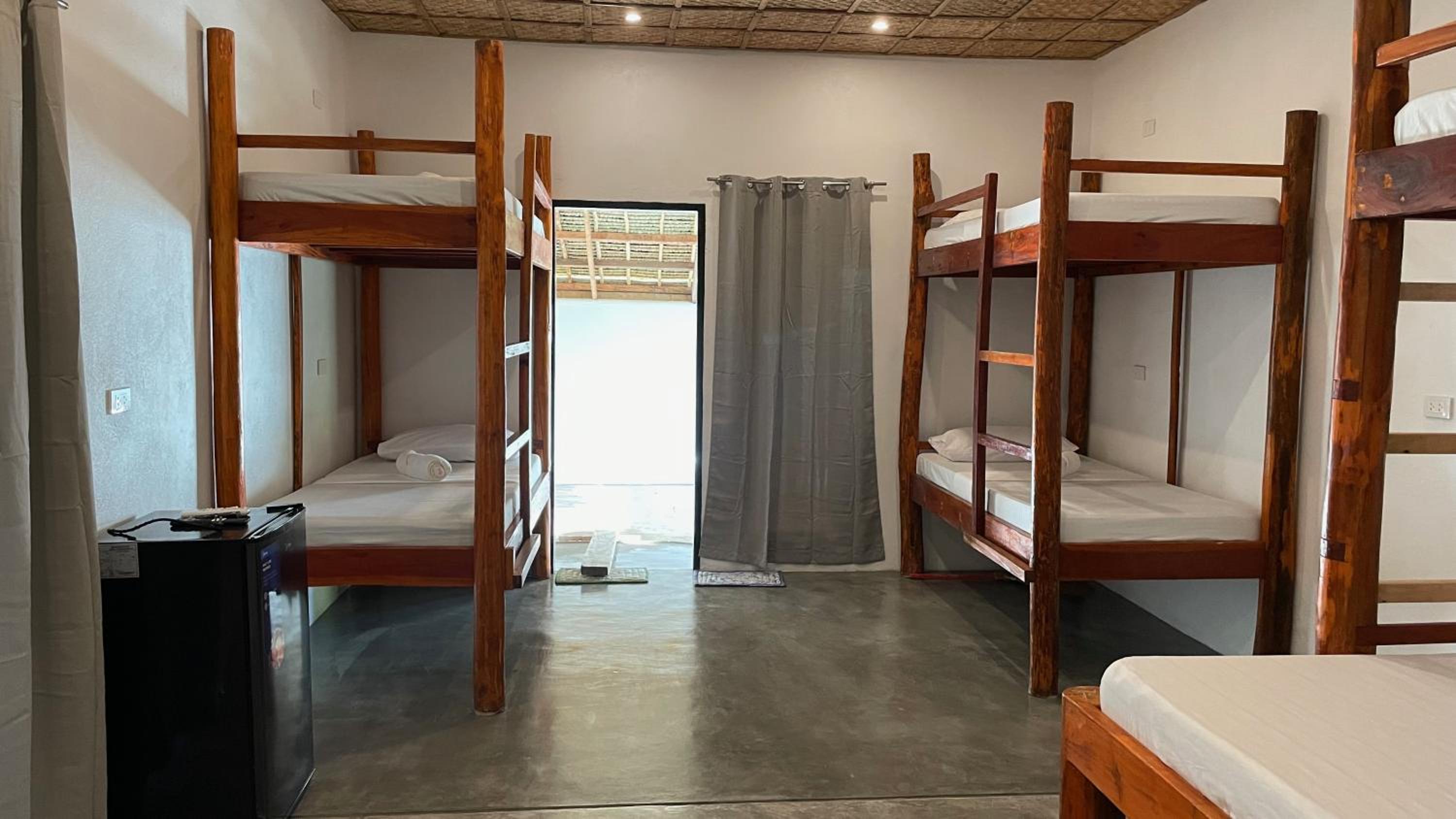 Footprints Beach Resort