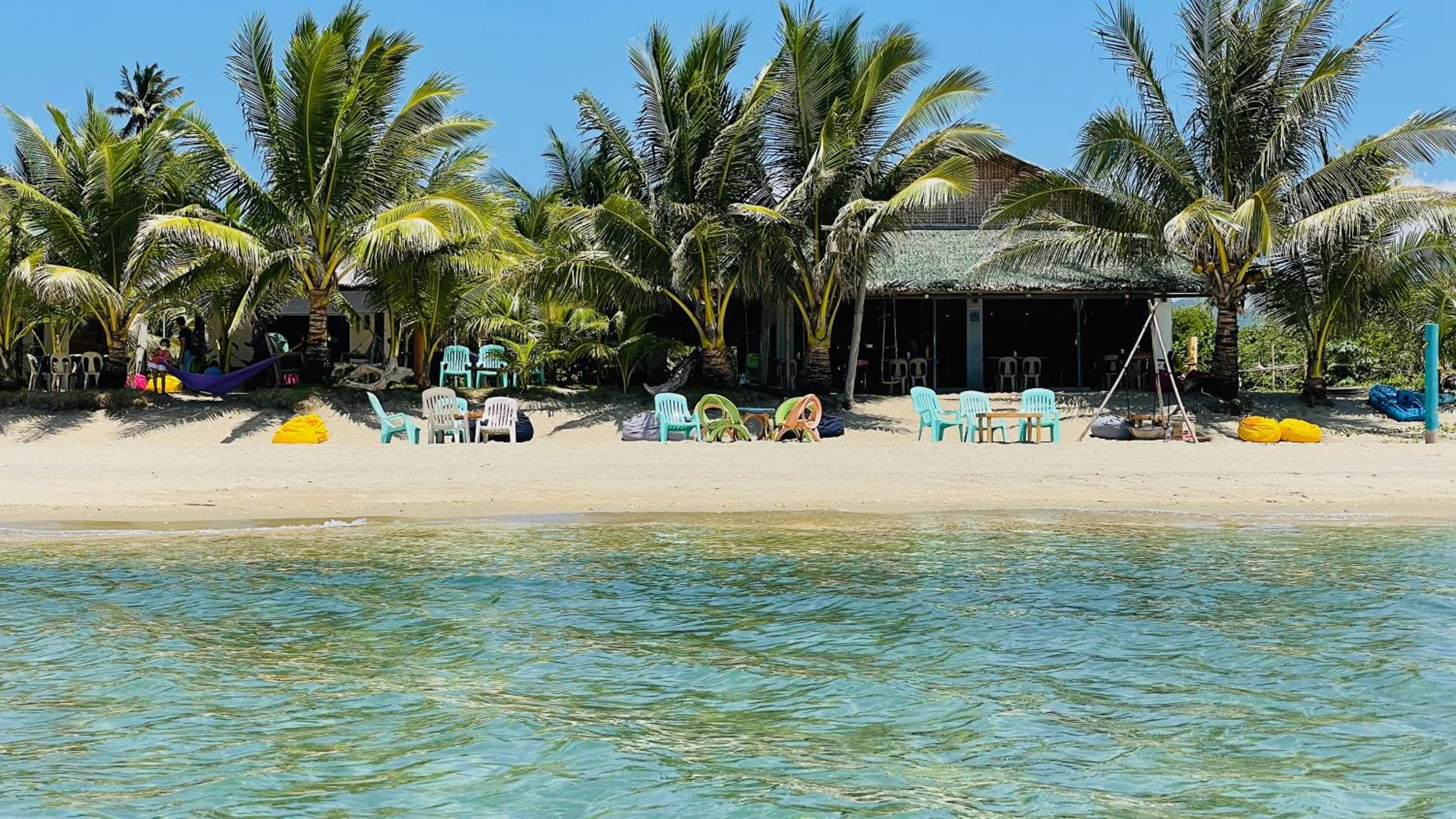 Footprints Beach Resort