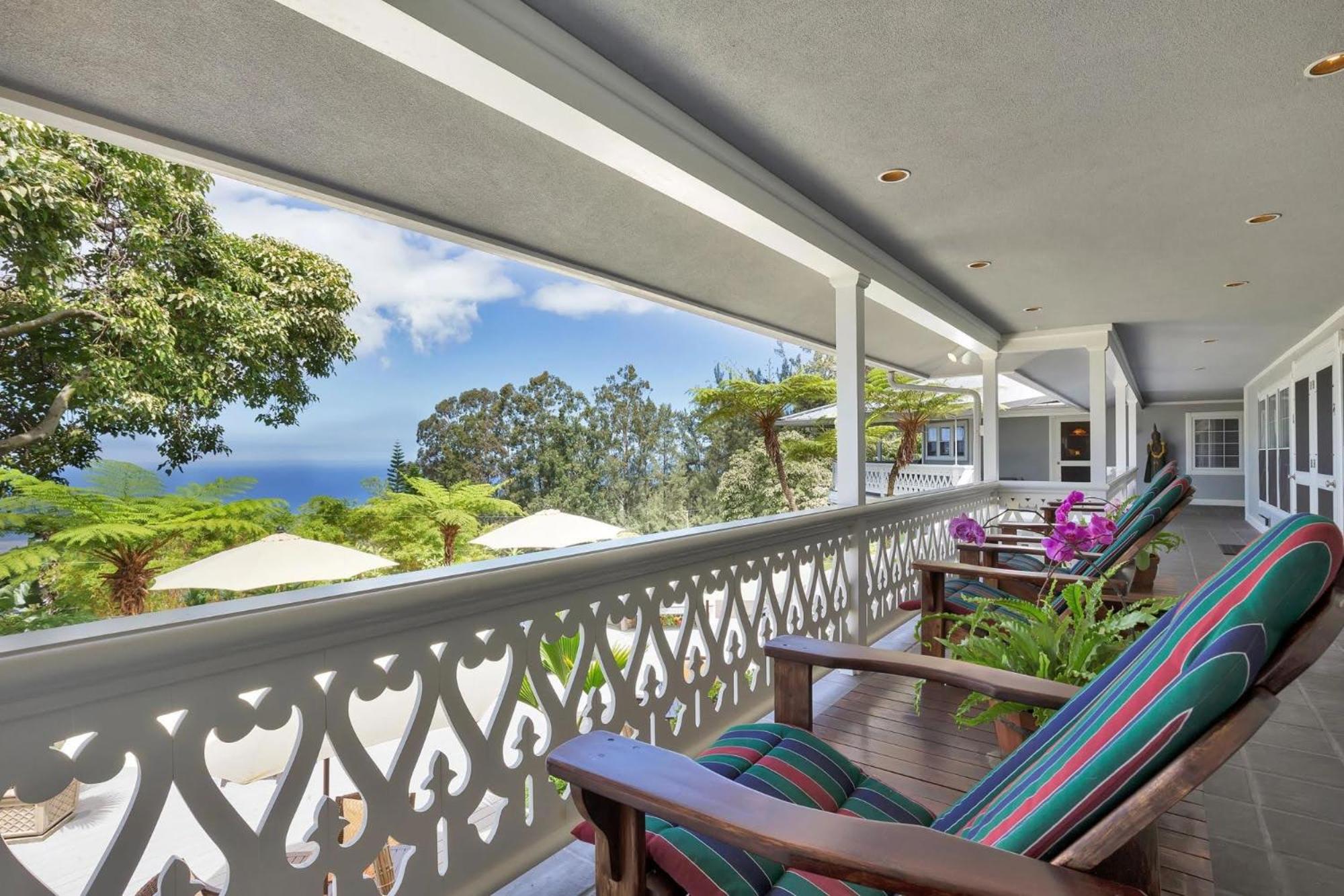 Ohia Kona Estates - An All Suites B&B