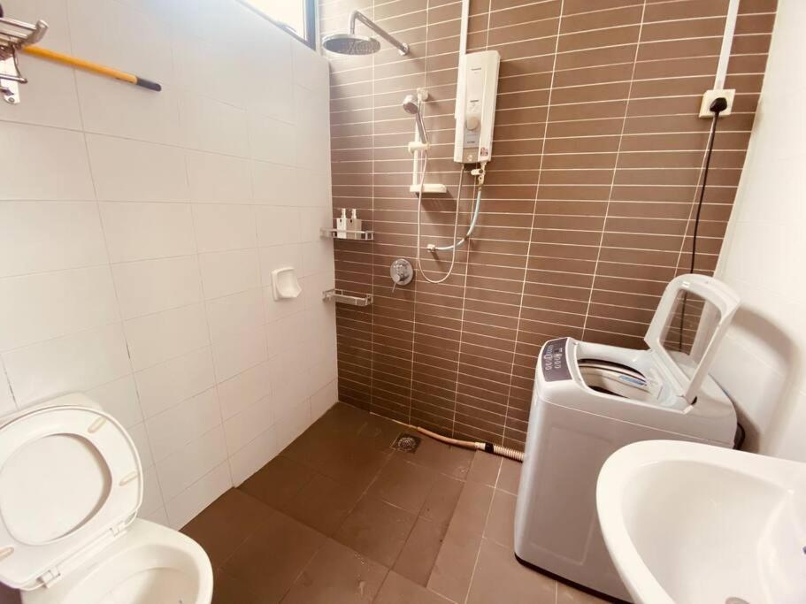 Mount Austin #Palazio A1 Super Pool View 1-2Pax #MSPro