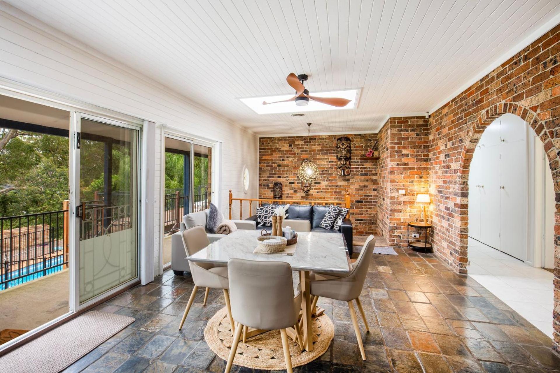 Island Retreat Pet Friendly Waterfront
