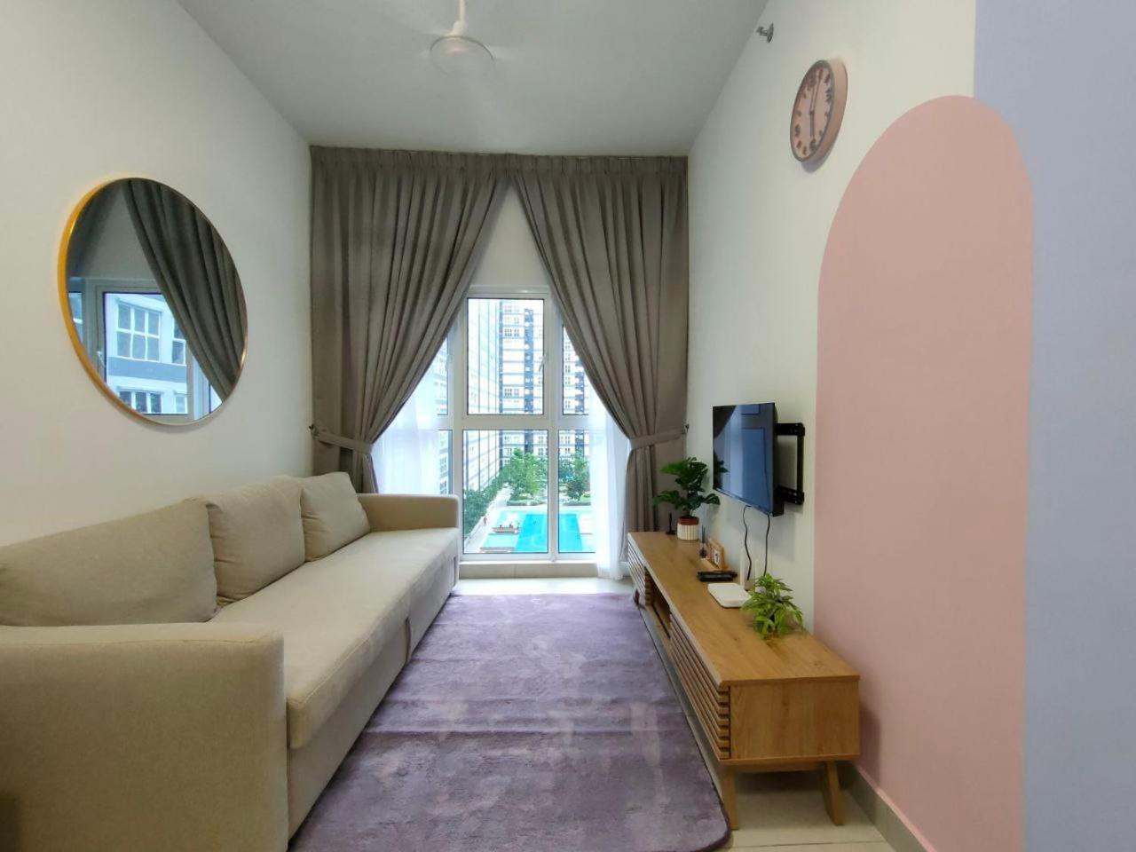 Kazabella Homestay + Playroom photo 5