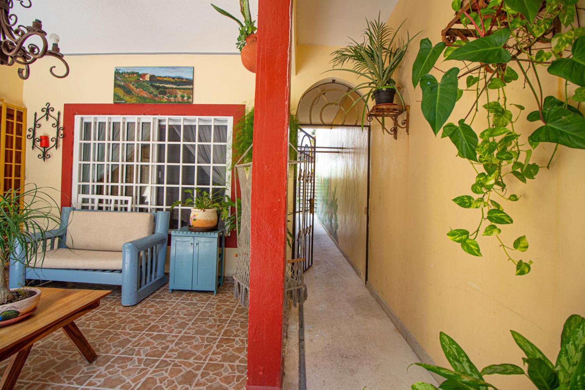 La Casa Del Almendro