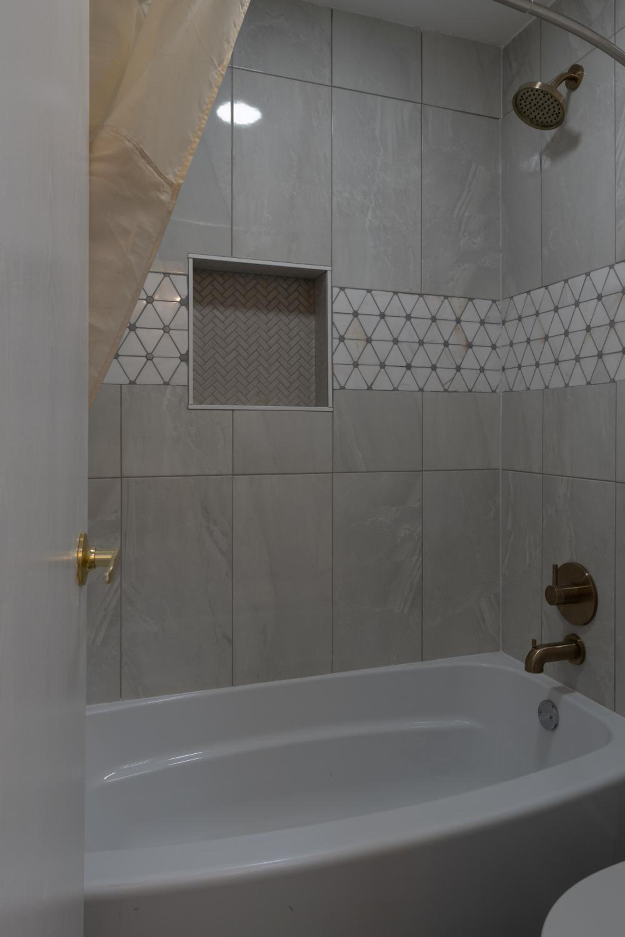 Dragonfly Inn & Suites