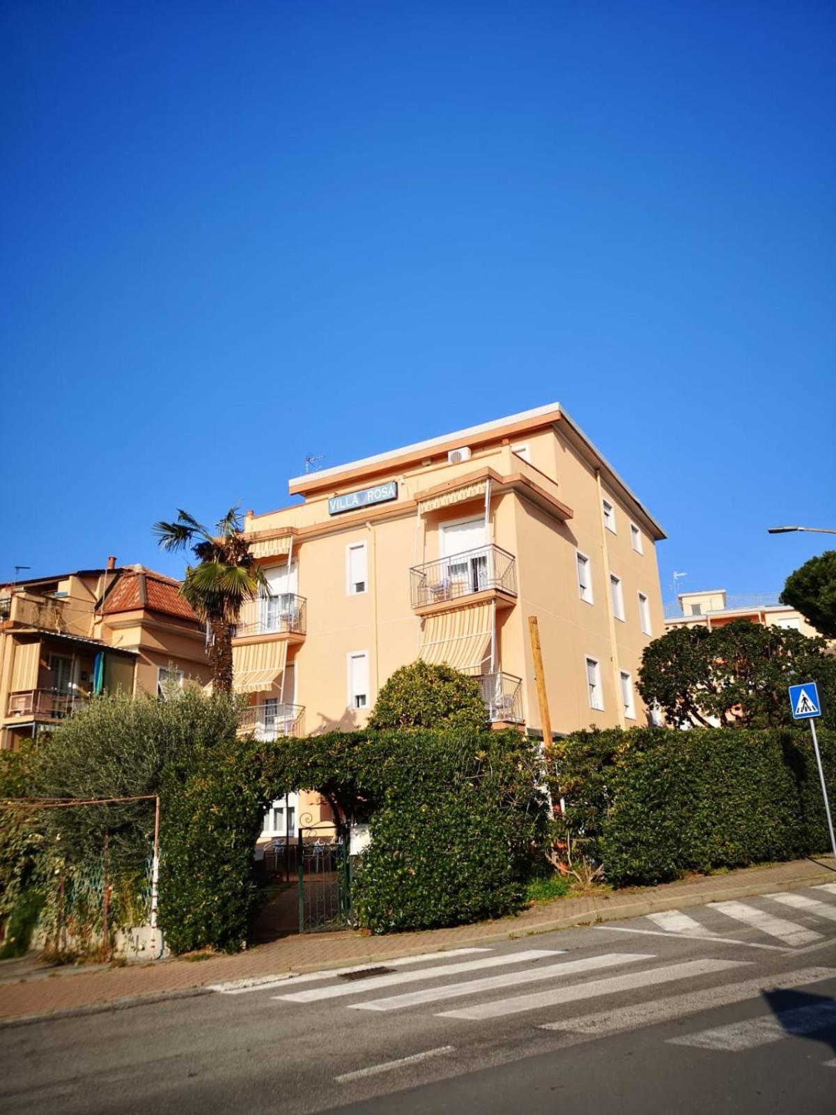Villa rosa