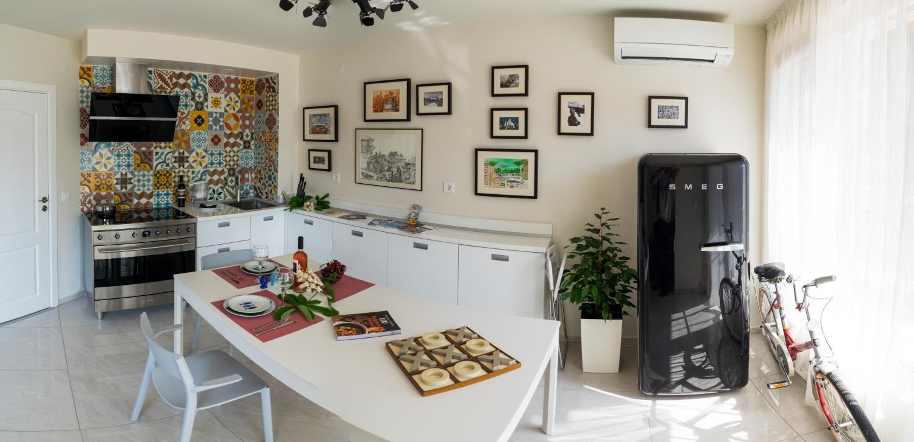 Sea grape wine flat in old center