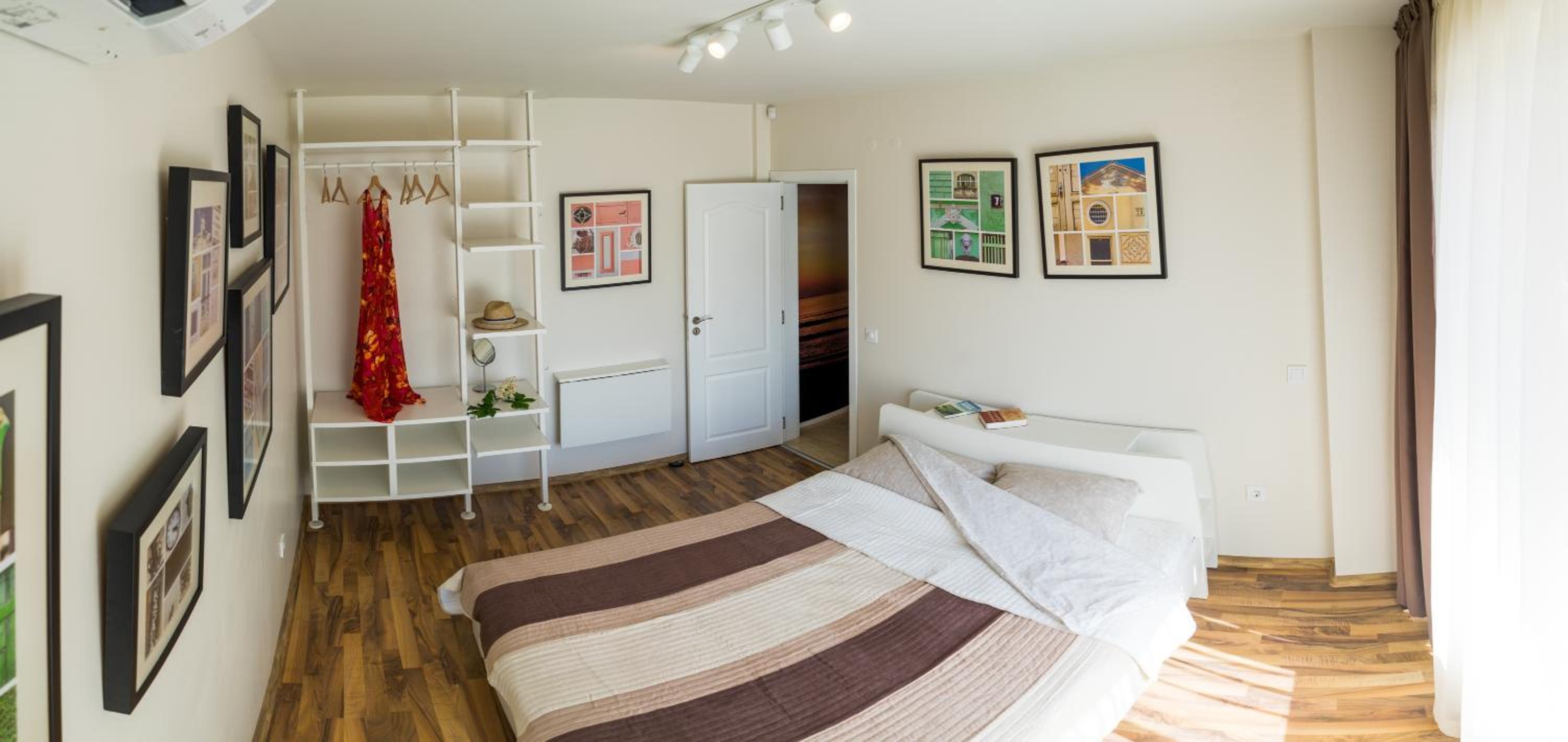 Sea grape wine flat in old center