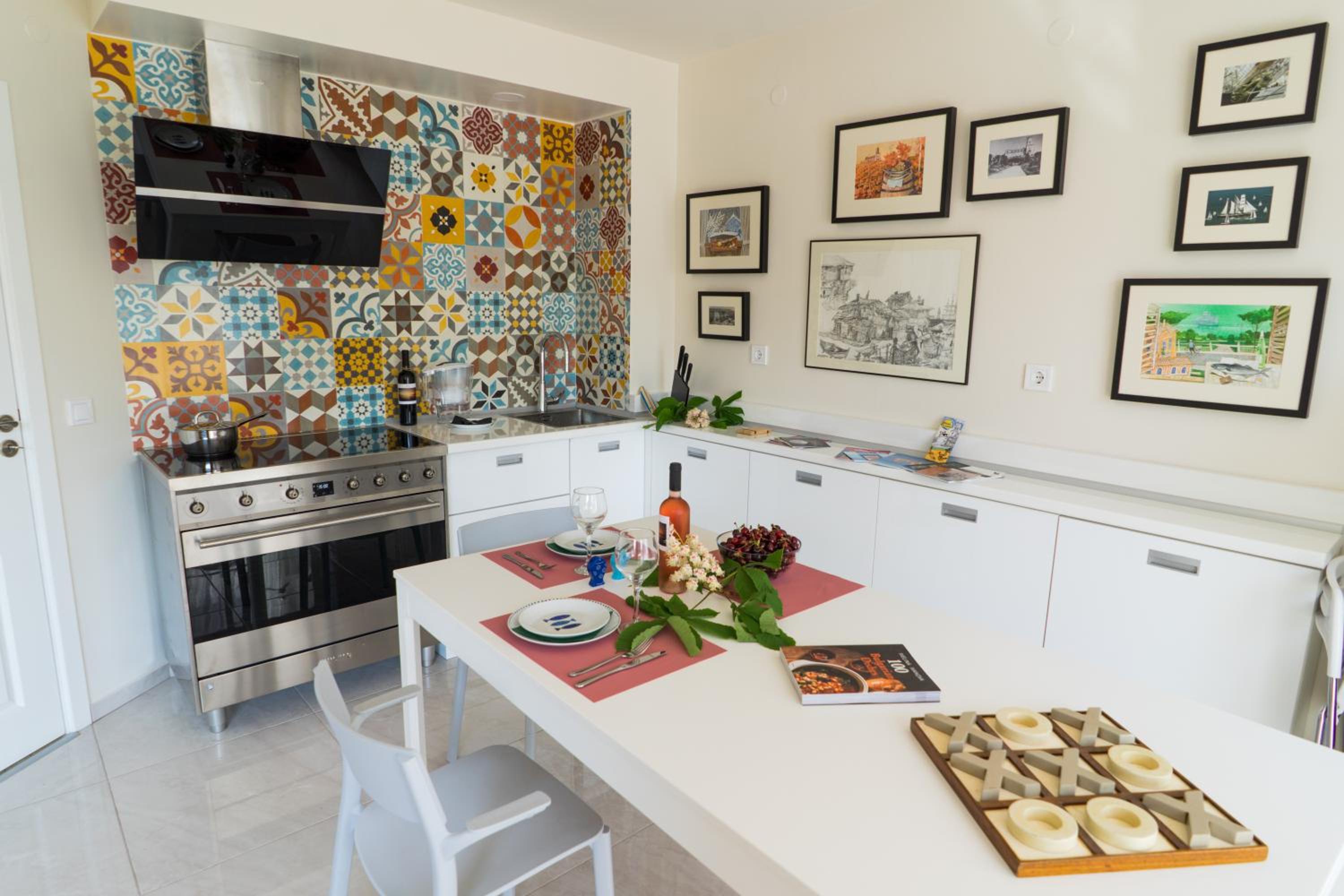 Sea grape wine flat in old center