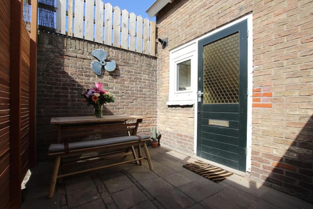 Have a nice stay! - Zomerhuis Benita's met parkeer plaats view 2
