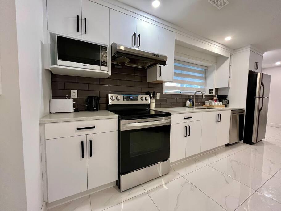 Brand New 2 Bedroom Suite in Langley Twp - Play Area, Patio & Mini Golf