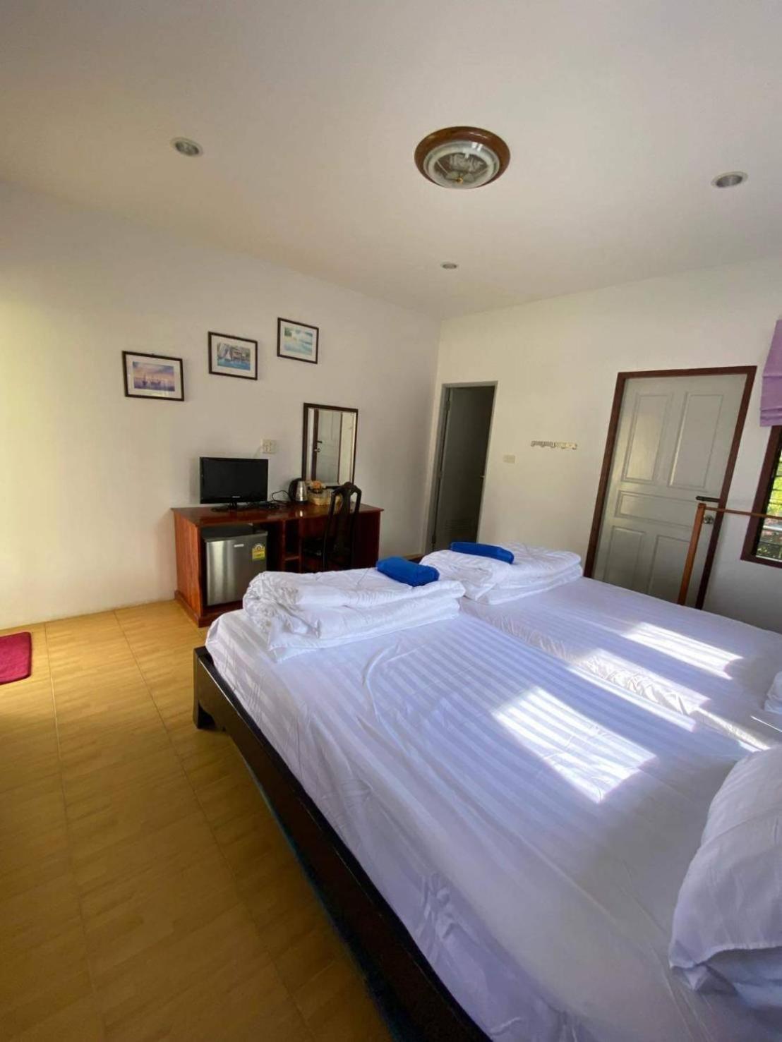 Baan Golden Resort & Residences