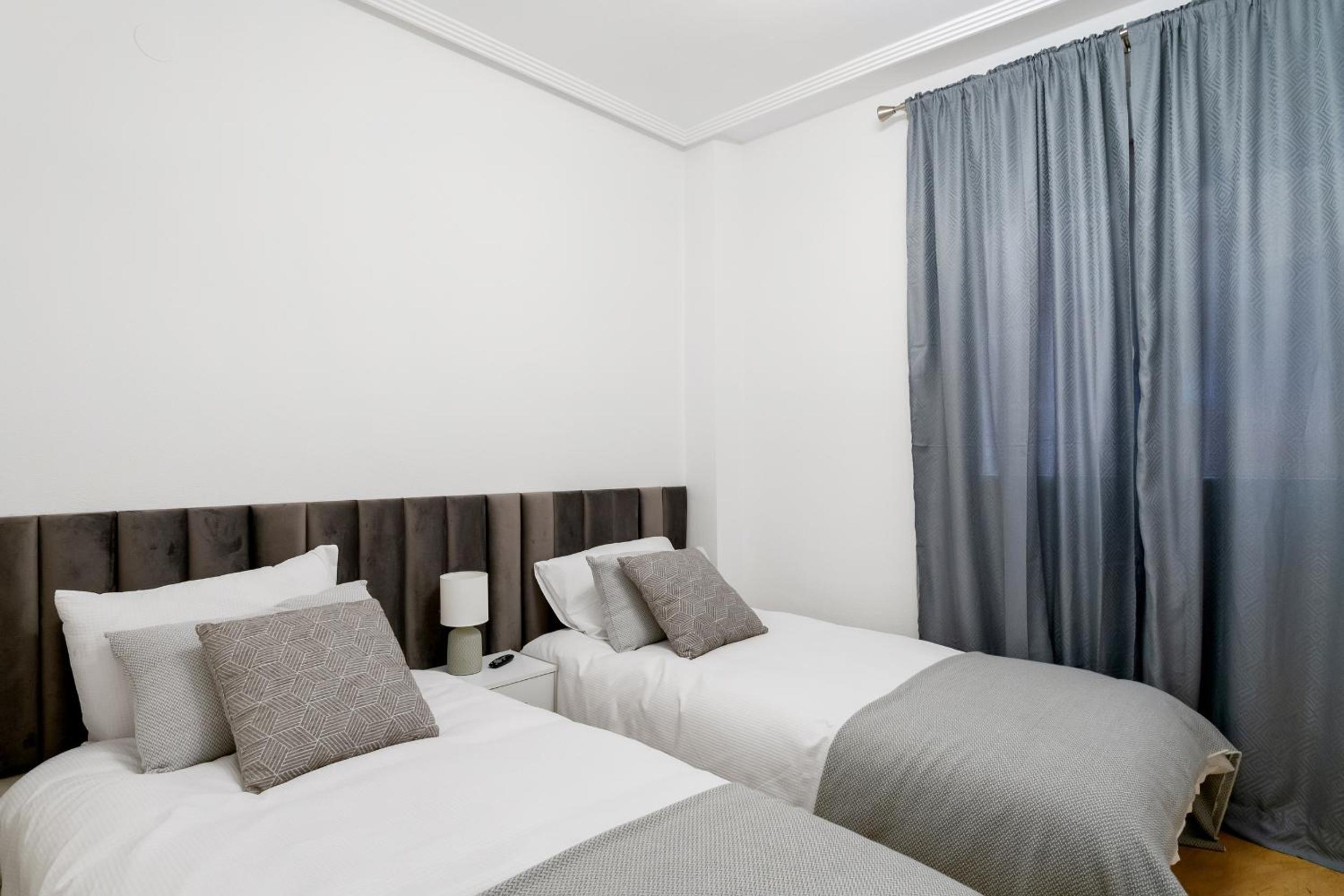 CB Living - Beachfront apartment in Aguamarina