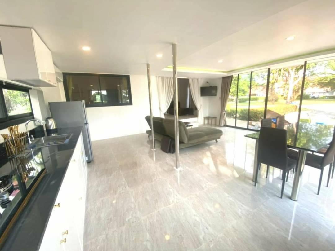 Baan Golden Resort & Residences