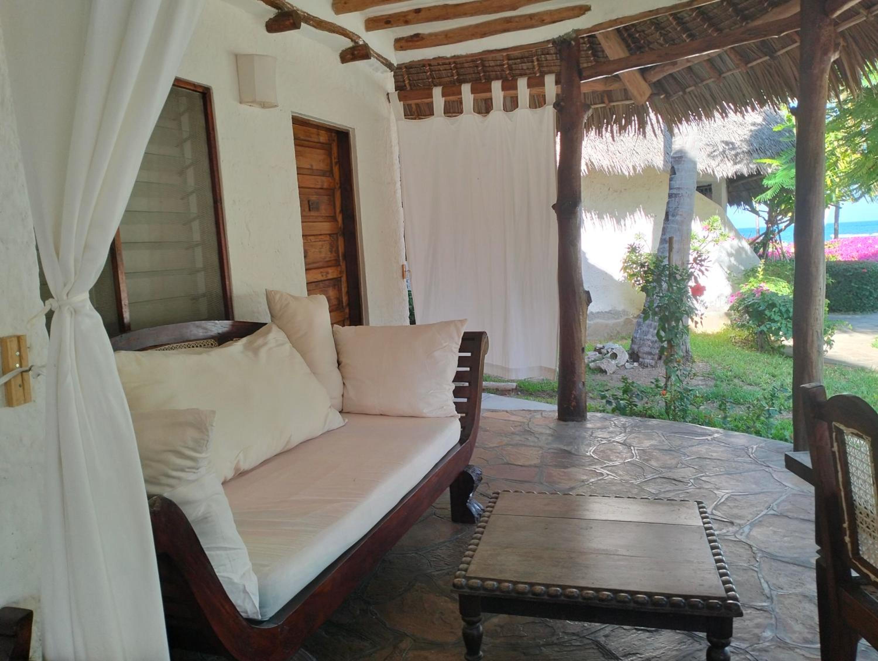 MARIA, the Star on the sea beach cottages - cottage JIRANI view 5