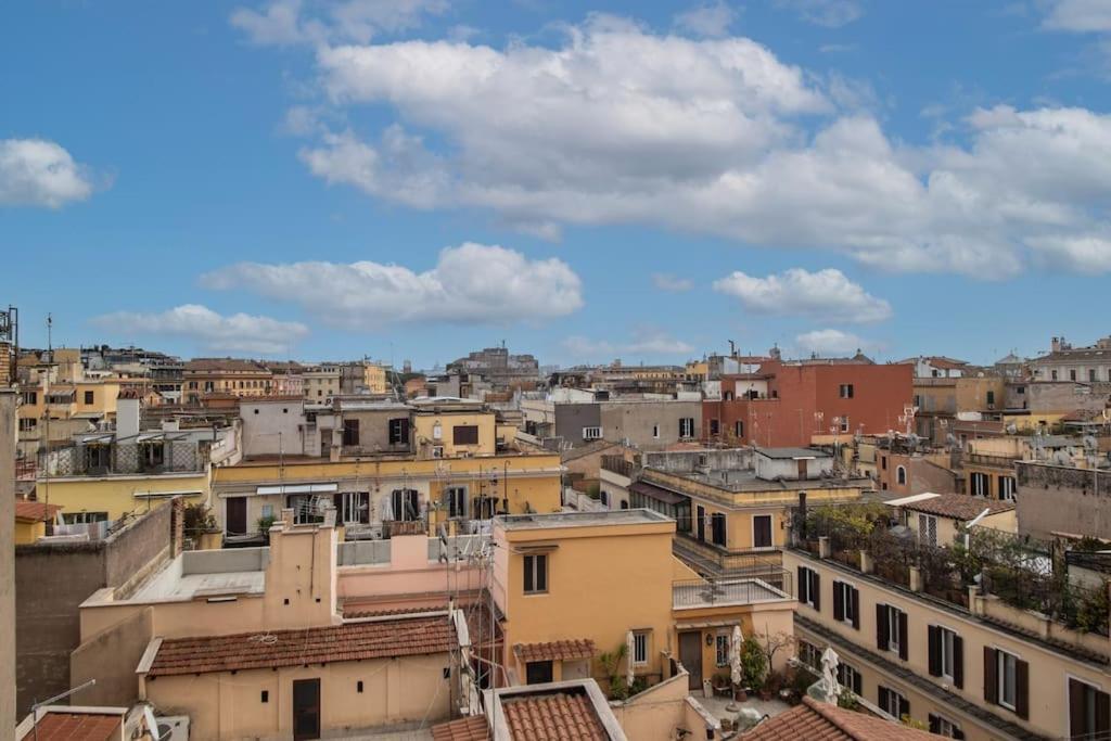 Borgo Vittorio 2 bdr 2 bath St Peter's