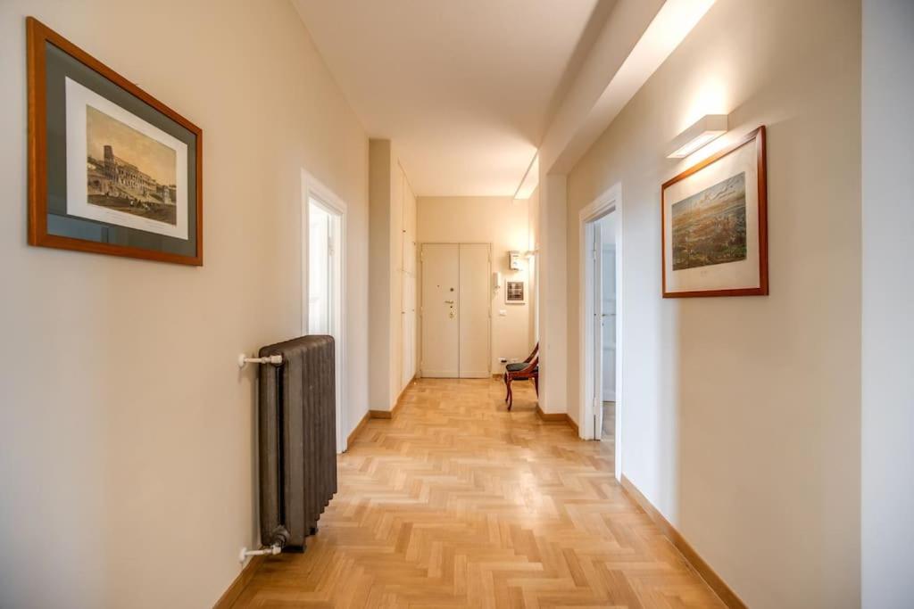 Borgo Vittorio 2 bdr 2 bath St Peter's