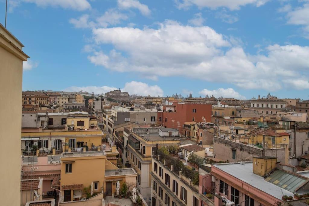 Borgo Vittorio 2 bdr 2 bath St Peter's