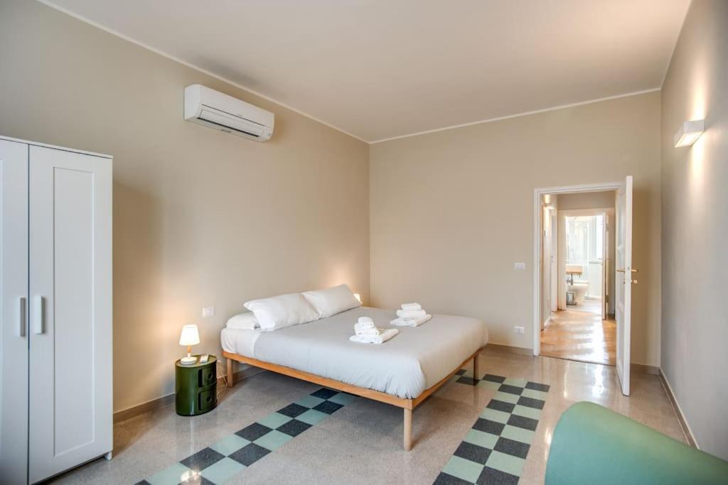 Borgo Vittorio 2 bdr 2 bath St Peter's