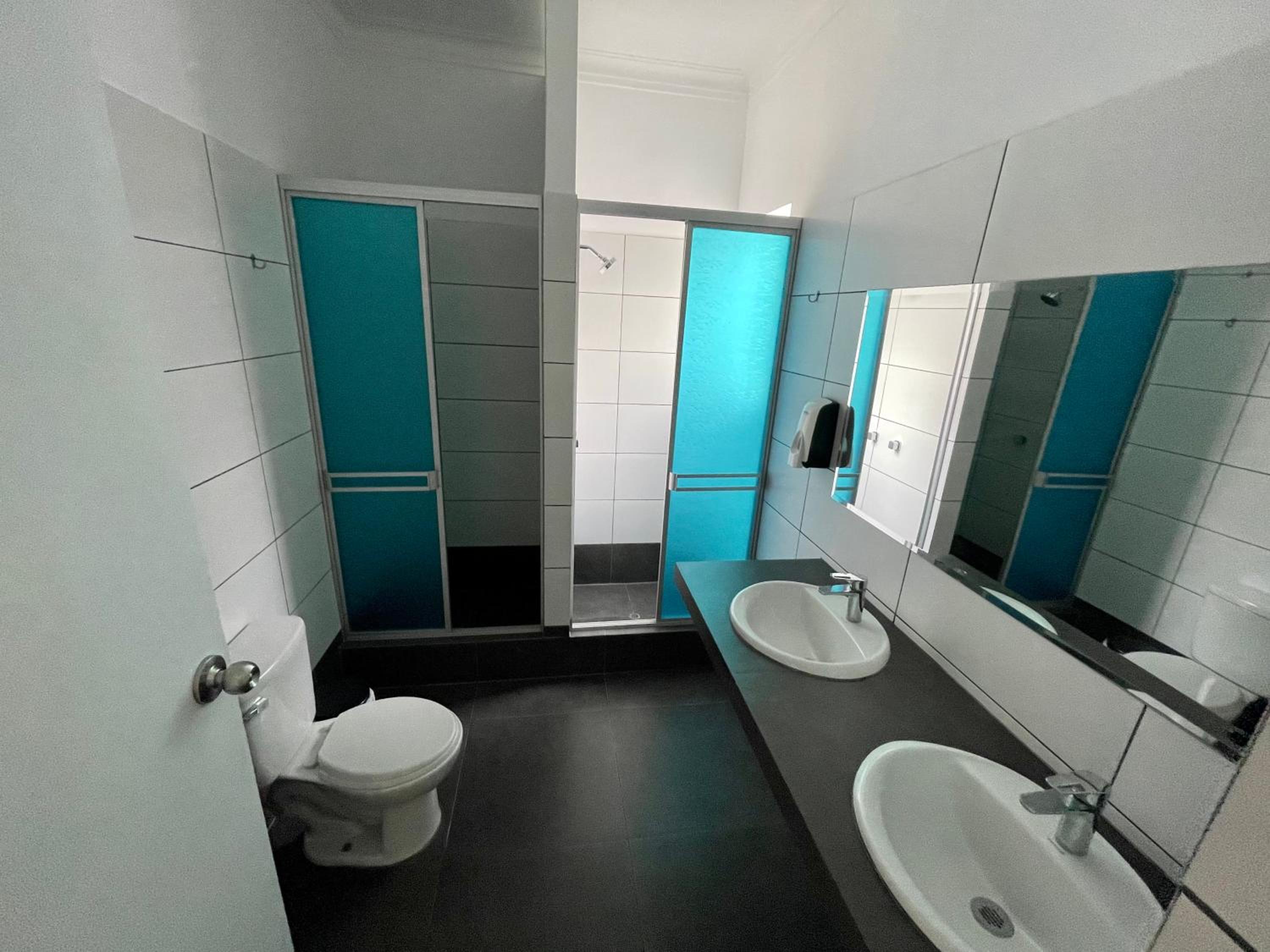 Casaroma Hostels