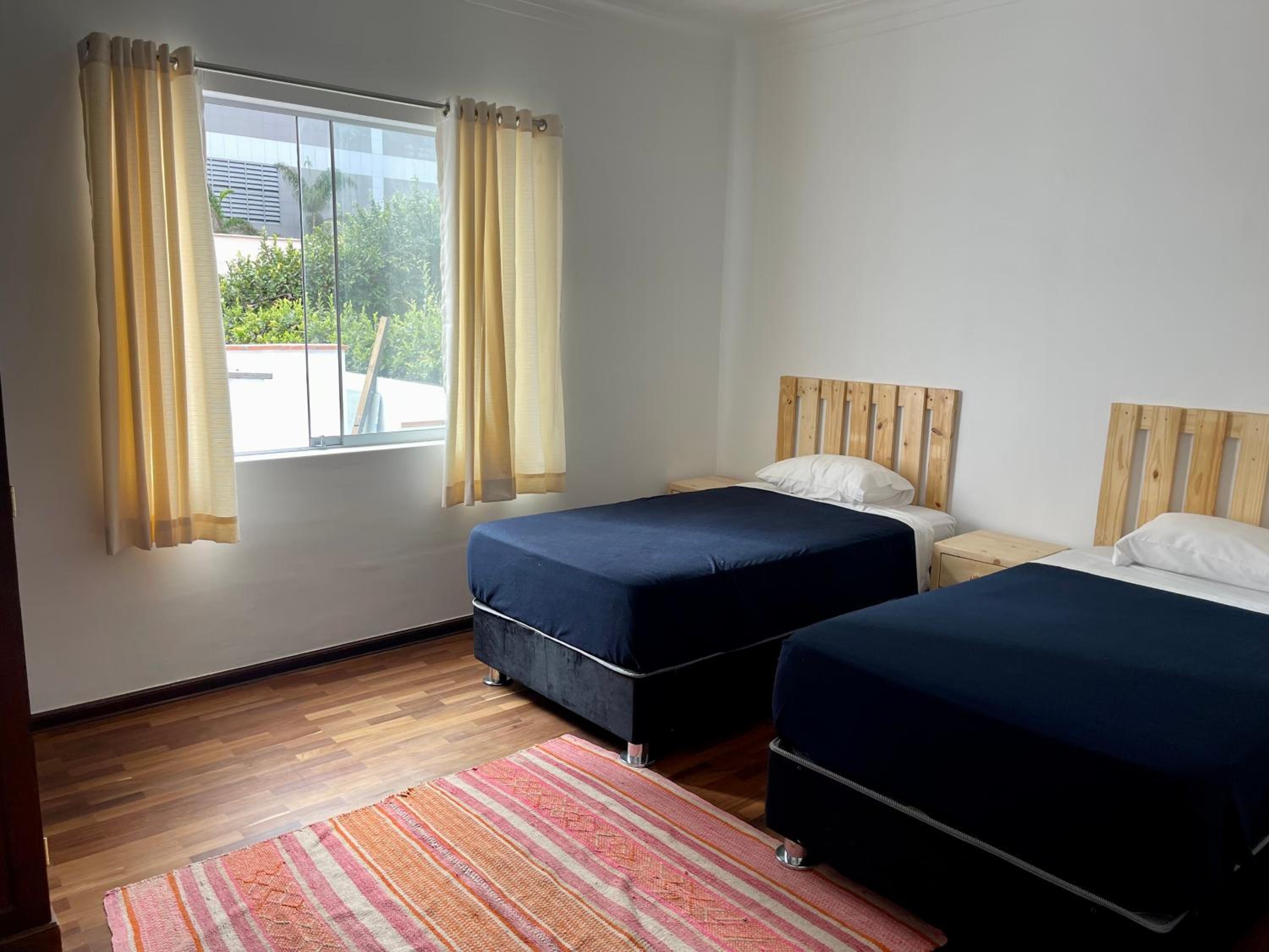 Casaroma Hostels
