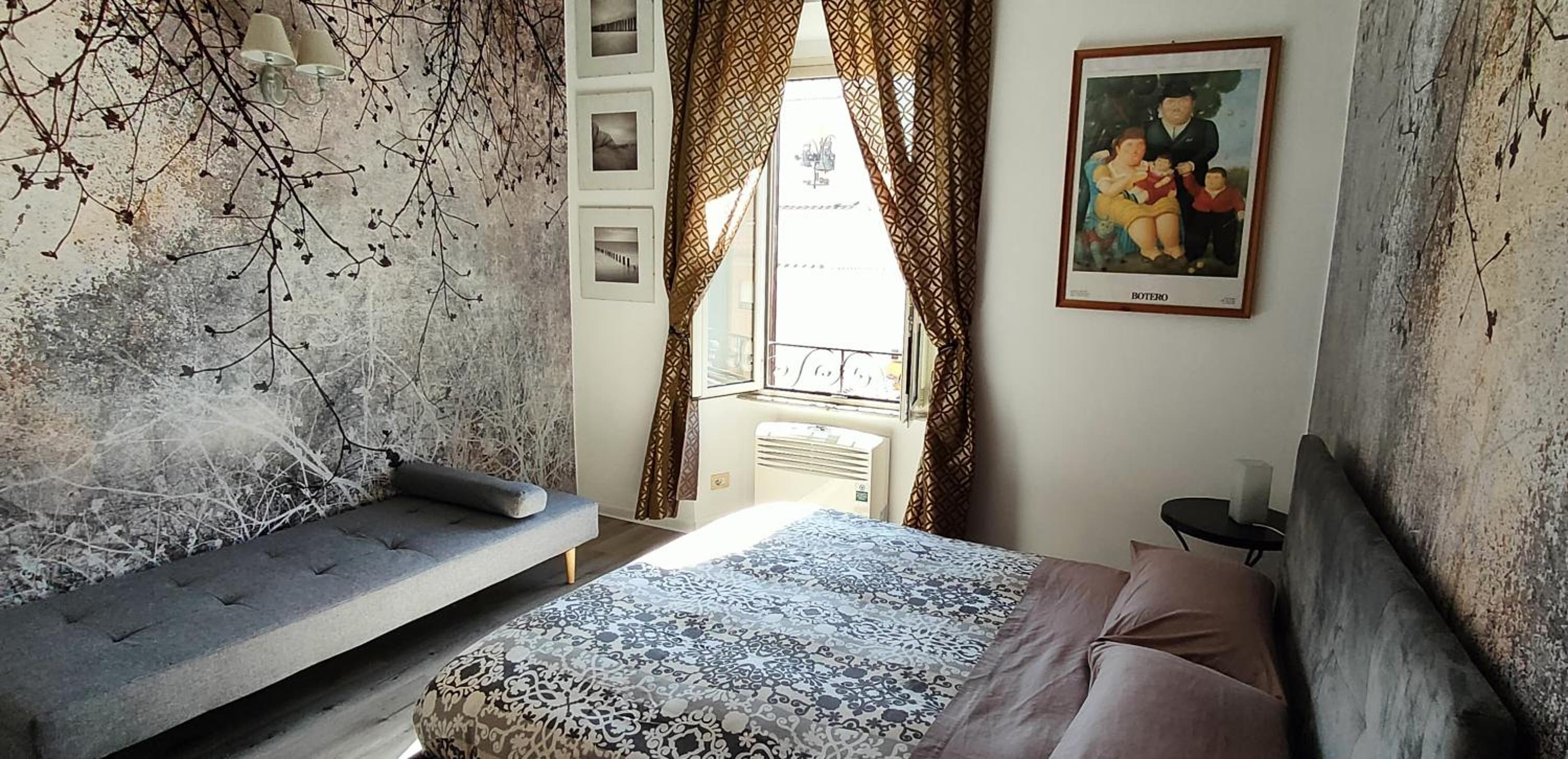 Valentina Vatican Apartment