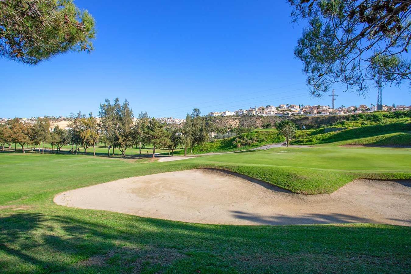 CH Villa Golf Park La Marquesa view 4