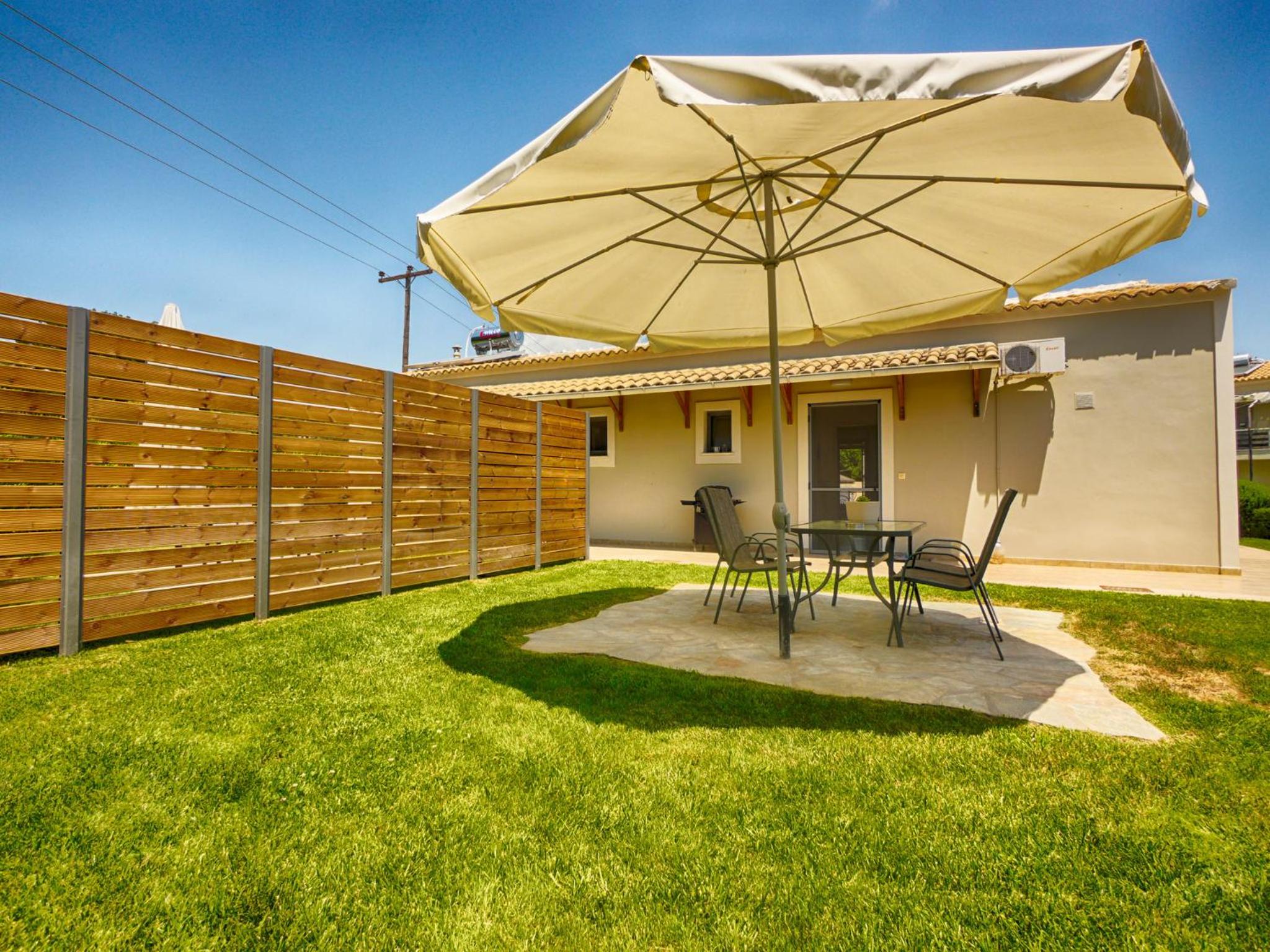 Cozy Family Friendly Apartment with large garden close to beaches - Dirella view 5