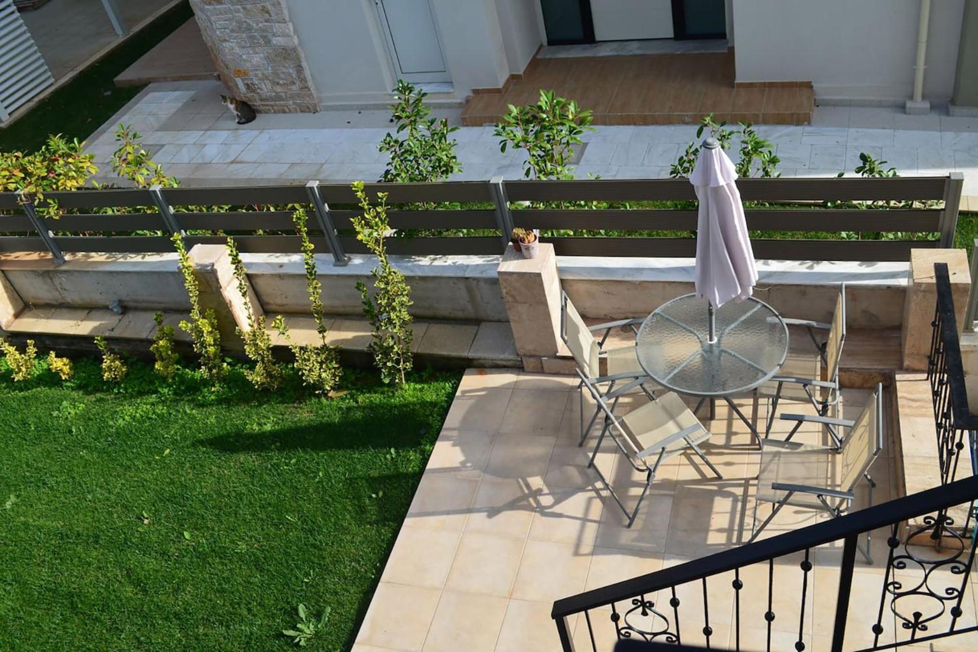 Lemon Beach Front Apartment, Nikiti view 3