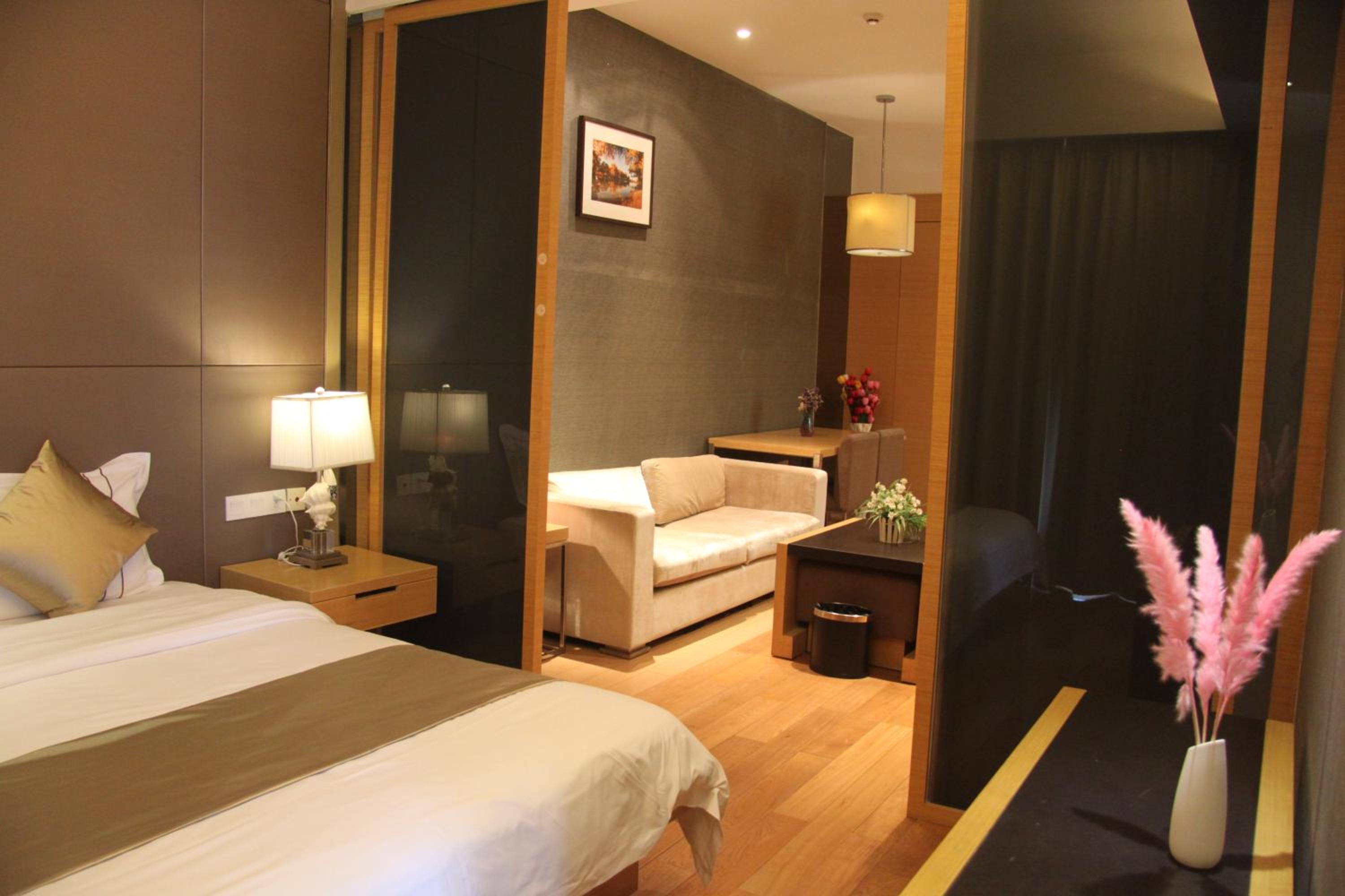 Guangzhou Xing Yi International Apartment - Poly World Branch