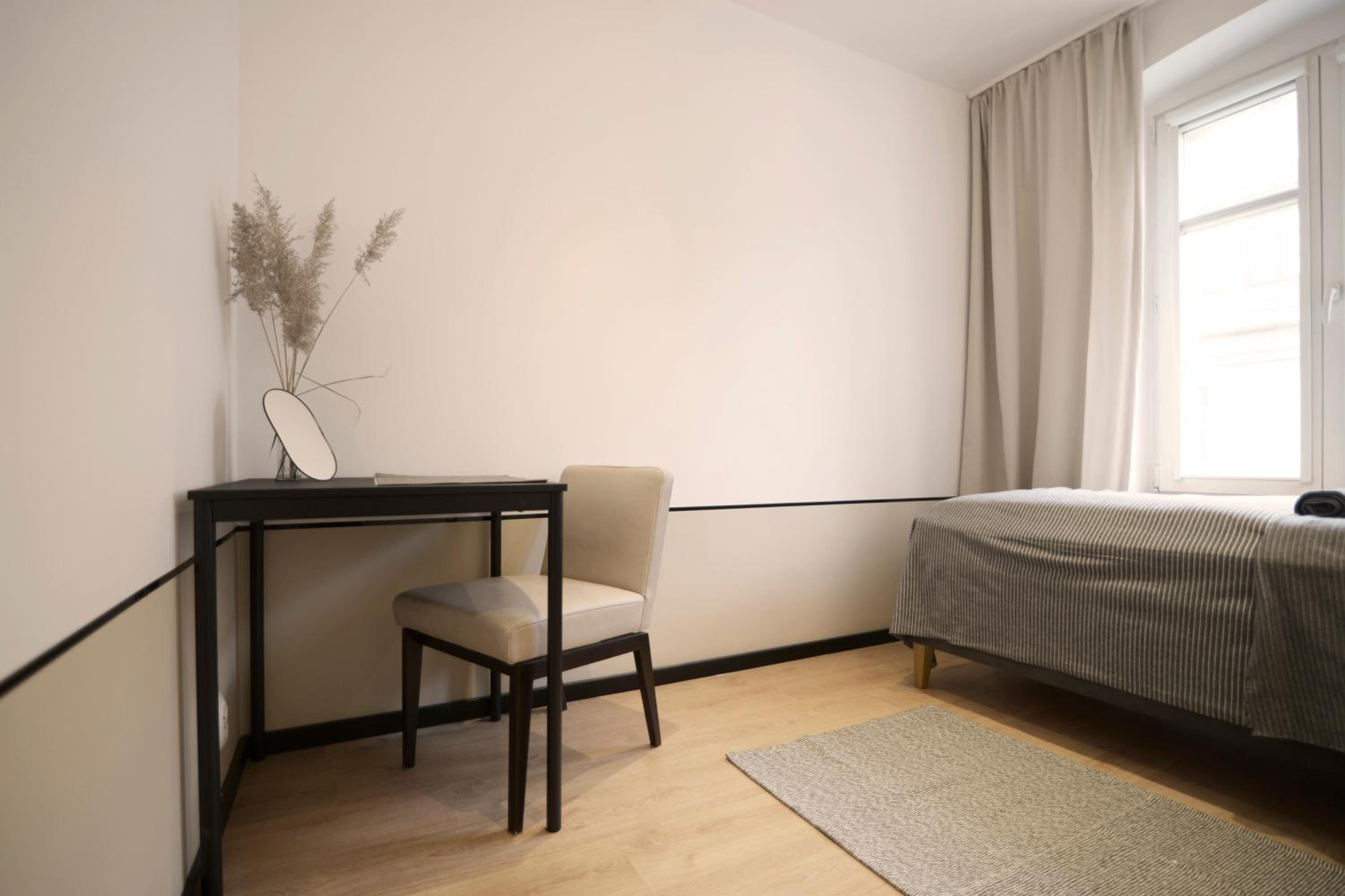 By the River and City Center - comfortable rooms