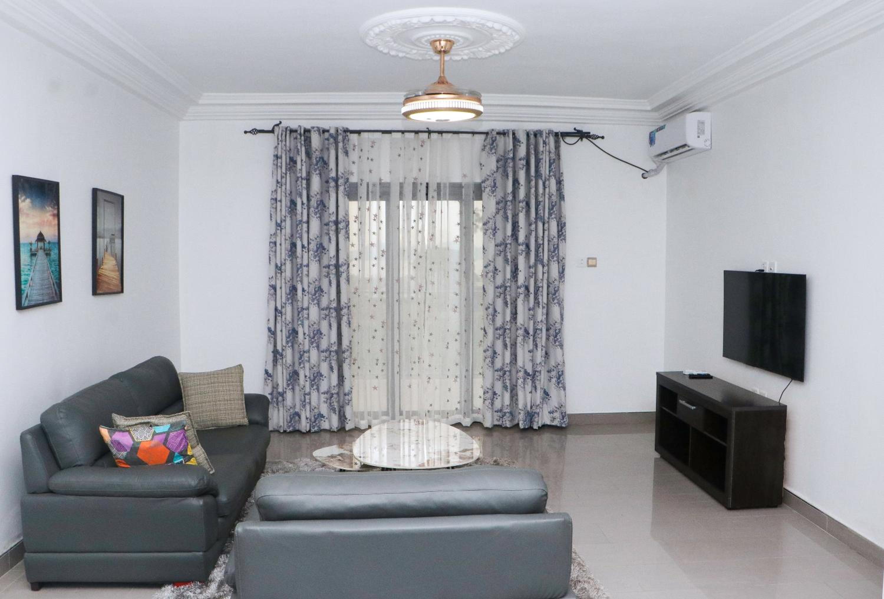 Candide Guest House