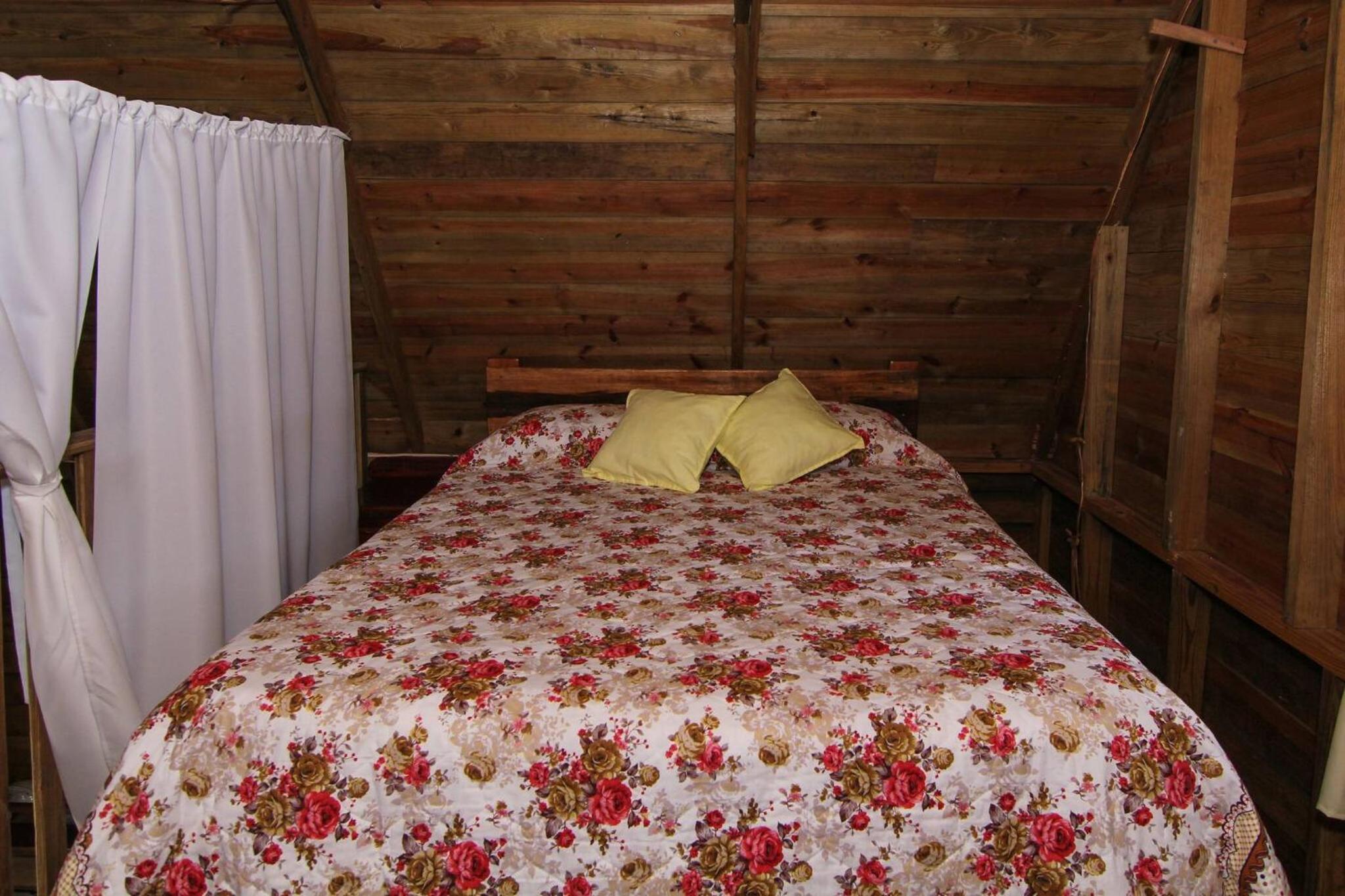 Pilgrims Paradise Cabin 2