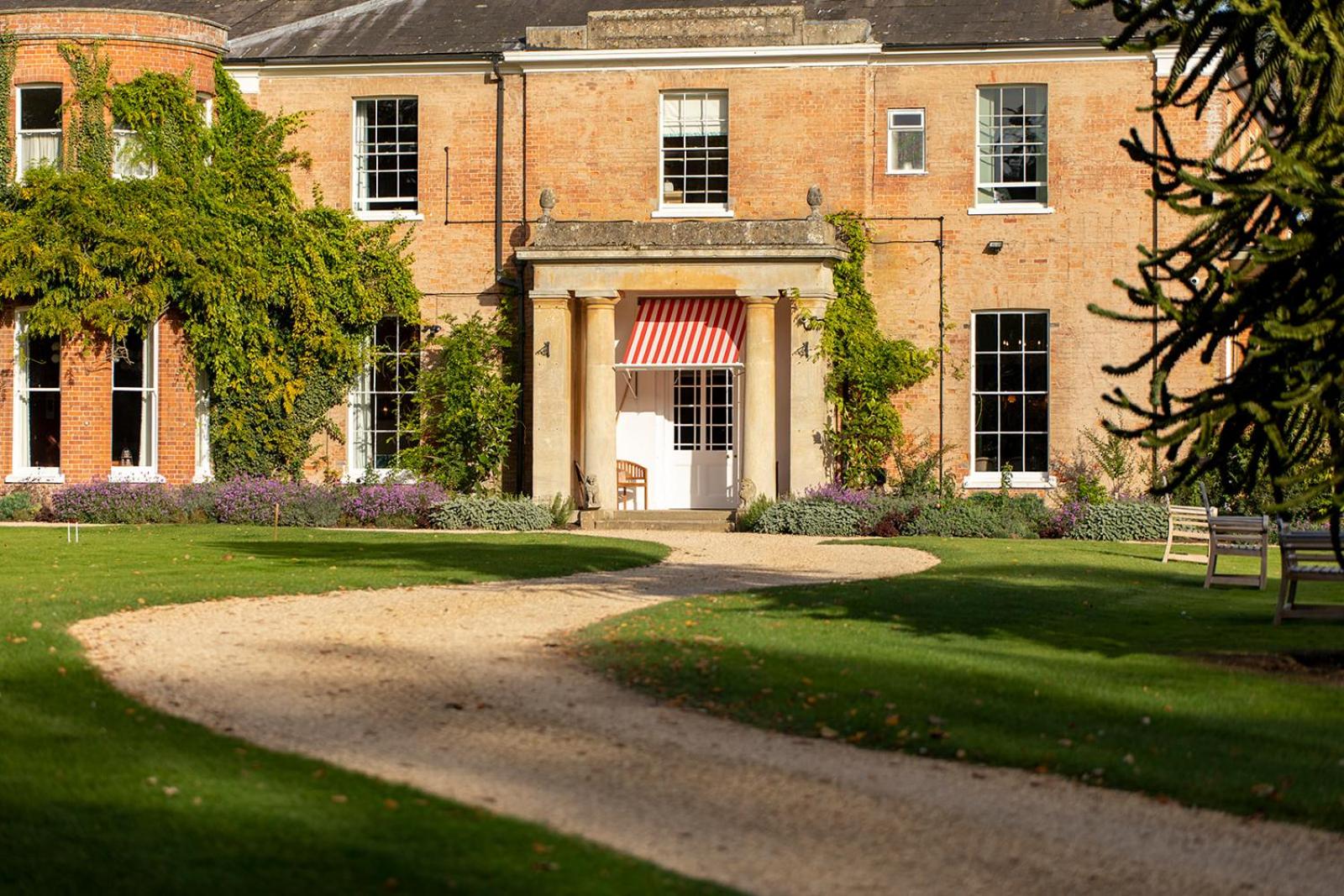 Newbury Vacations - The Retreat, Elcot Park - Property Image 23