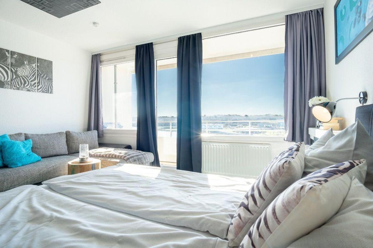 Haus-Schoene-Aussicht-Wohnung-5-19-SONNENDECK view 4