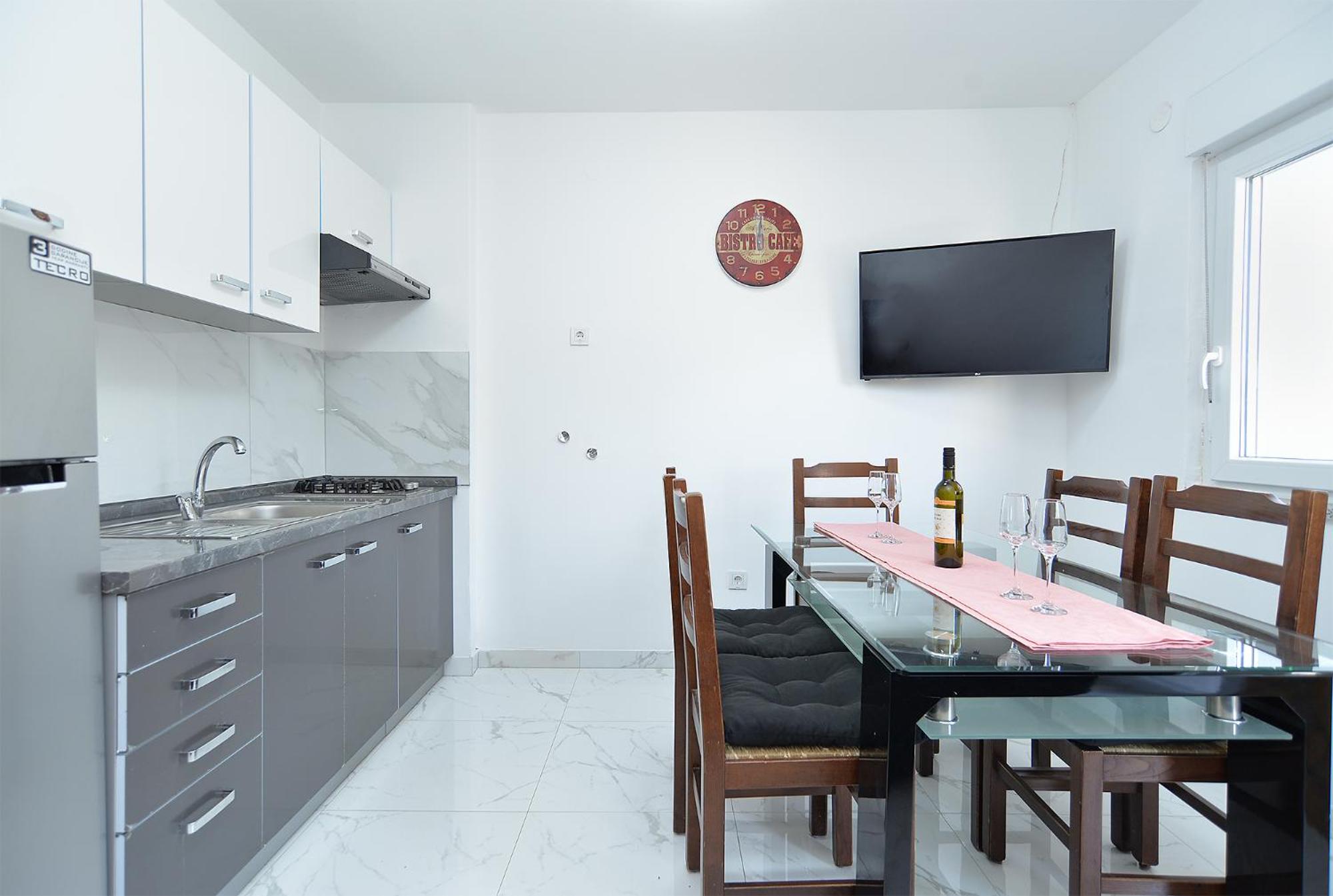 Apartments Medulin 2221 view 5