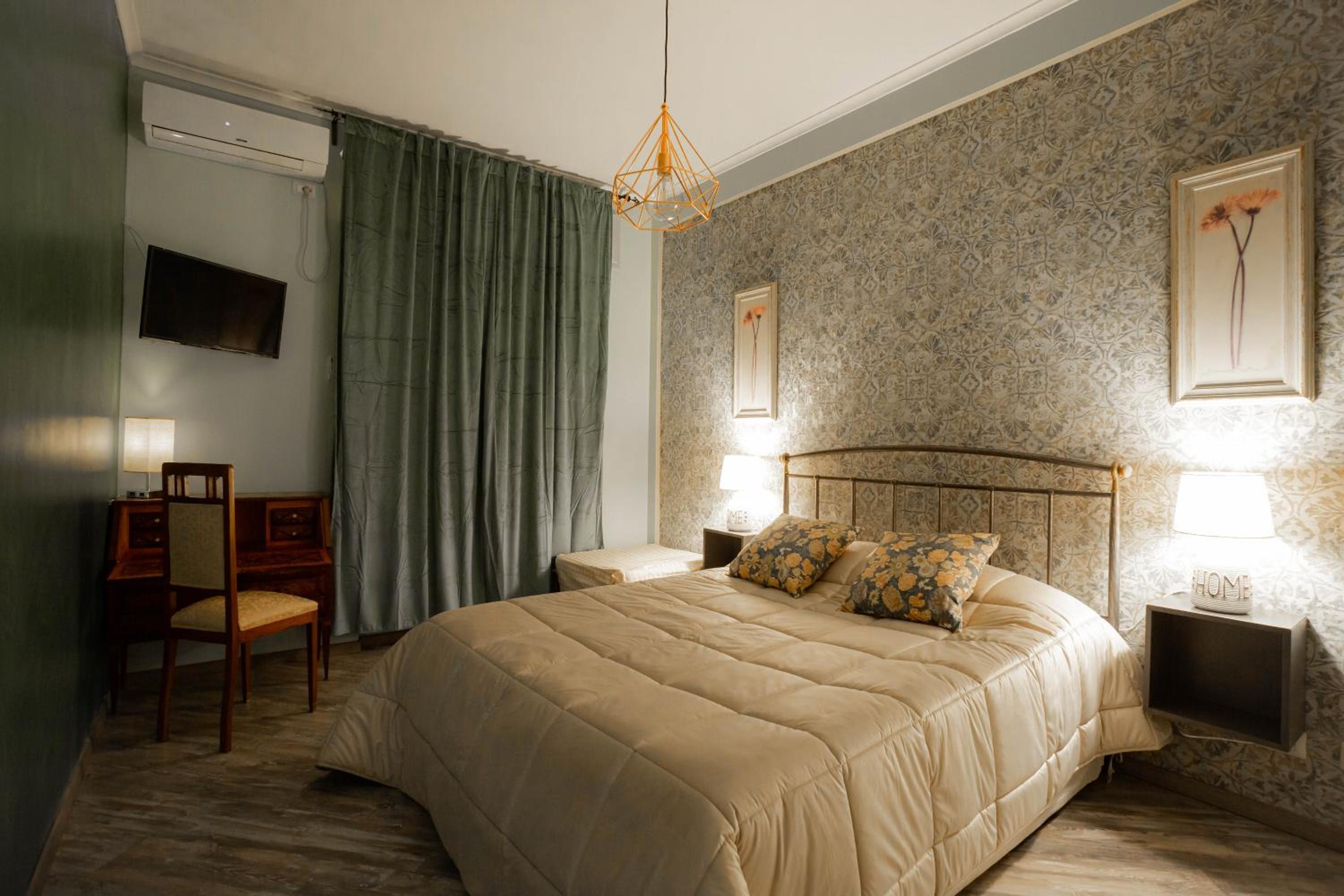 DOMUS PETRI- CASA A S. PIETRO