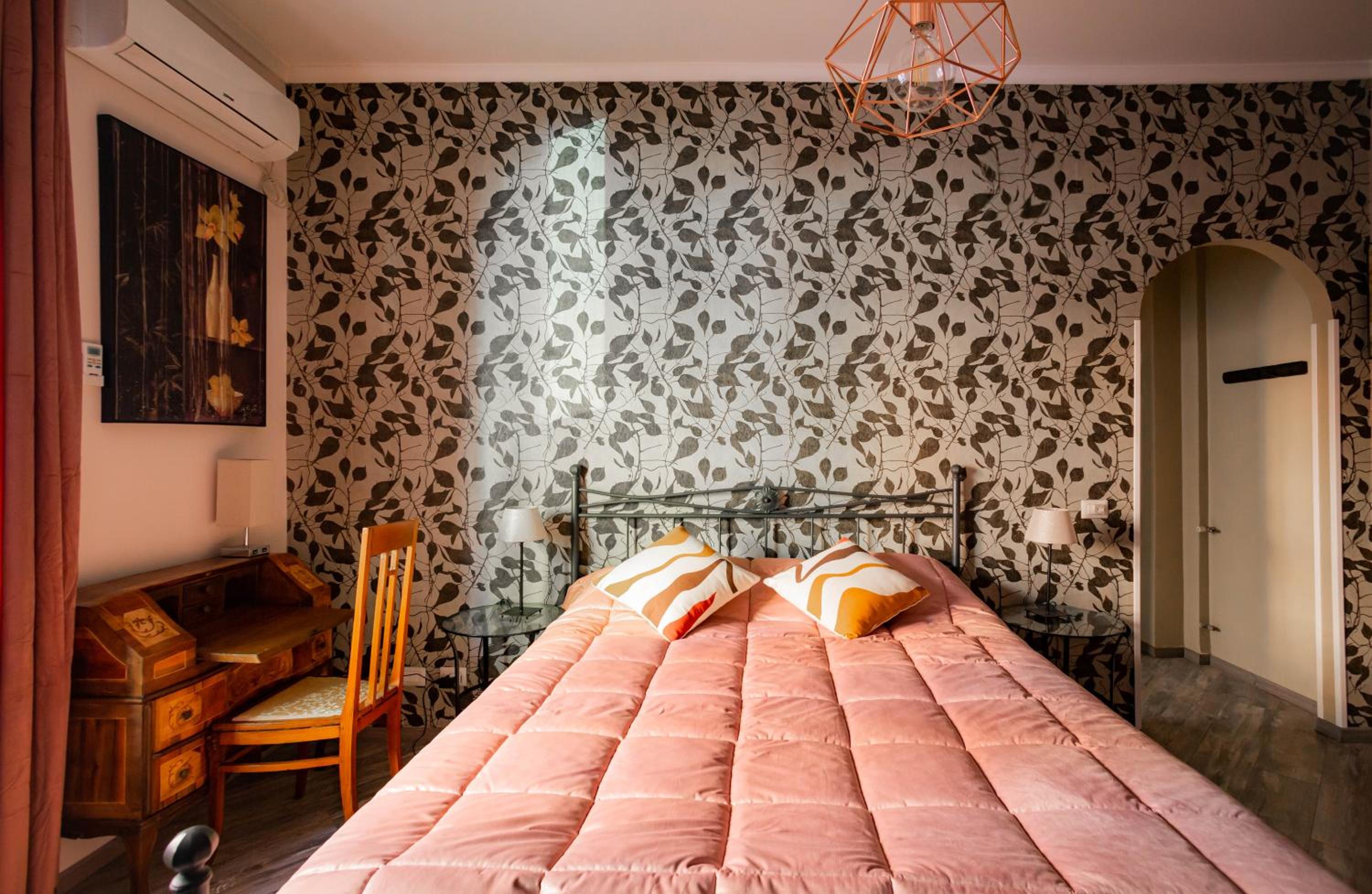 DOMUS PETRI- CASA A S. PIETRO