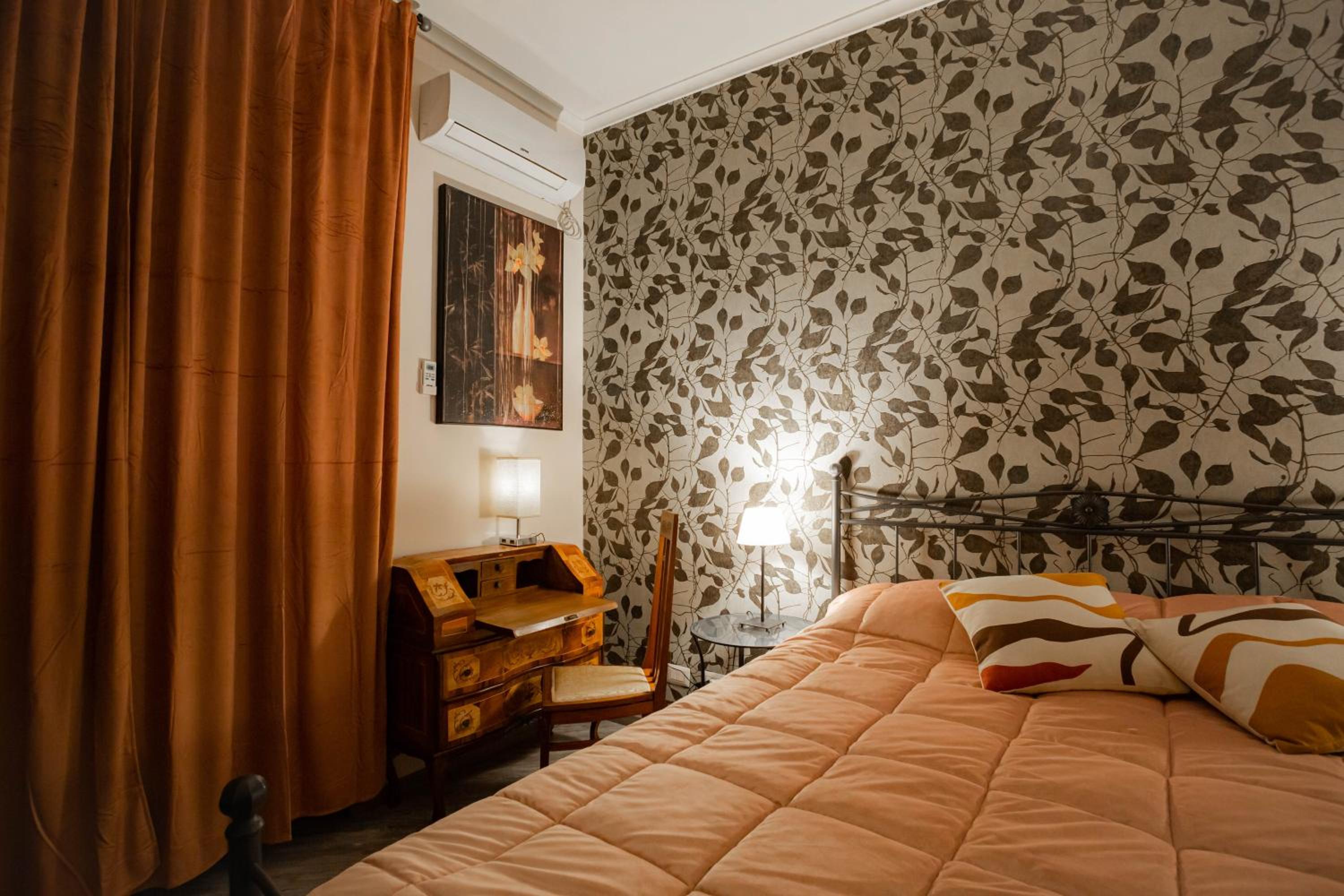 DOMUS PETRI- CASA A S. PIETRO