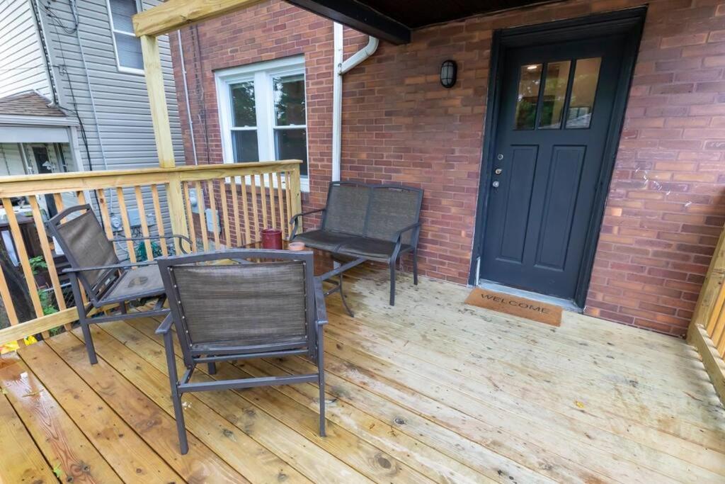 Craftsmen Charmer with Easy City & Airport Access