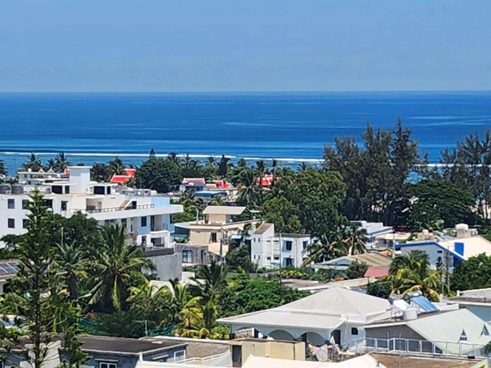 SEAVIEW LUXURY APPARTMENT view 3