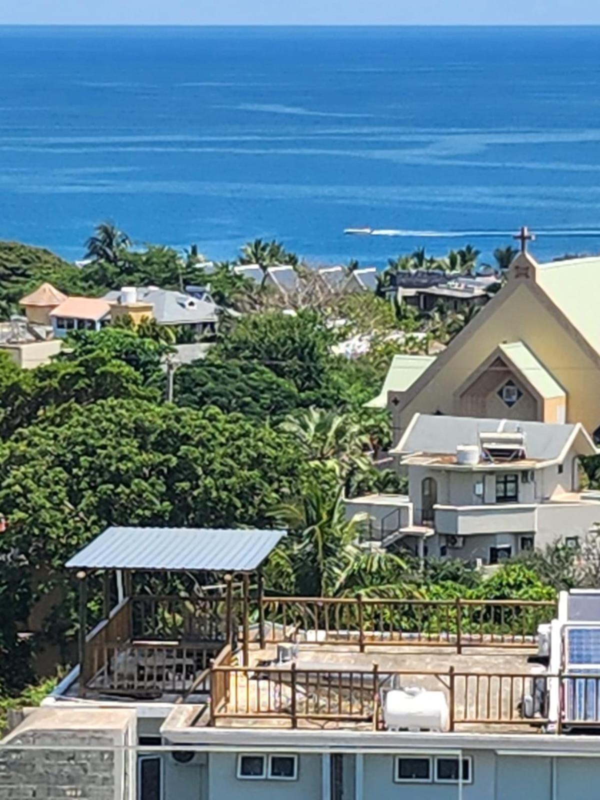 SEAVIEW LUXURY APPARTMENT view 5