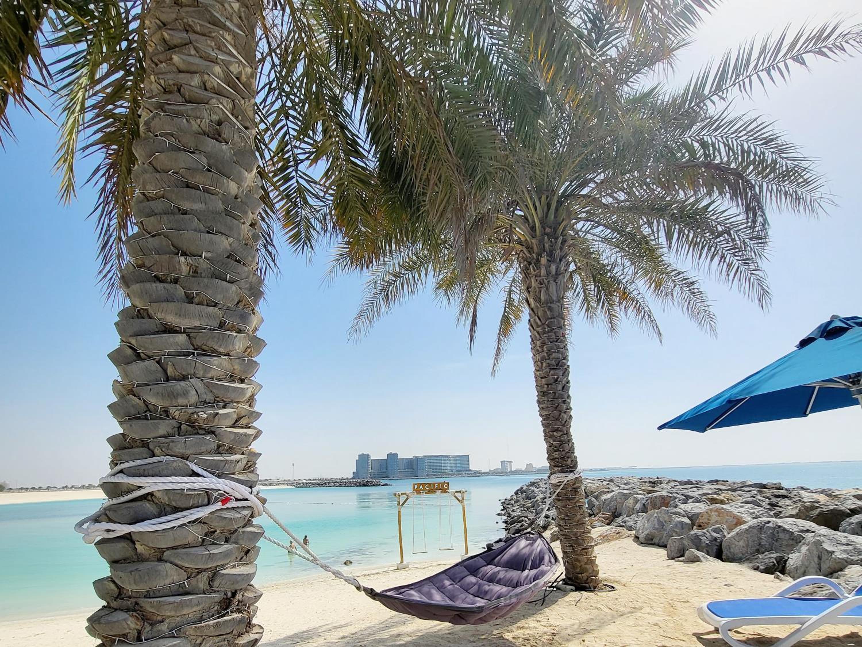 Luxurious Studio Pacific Al Marjan Island - beachfront property