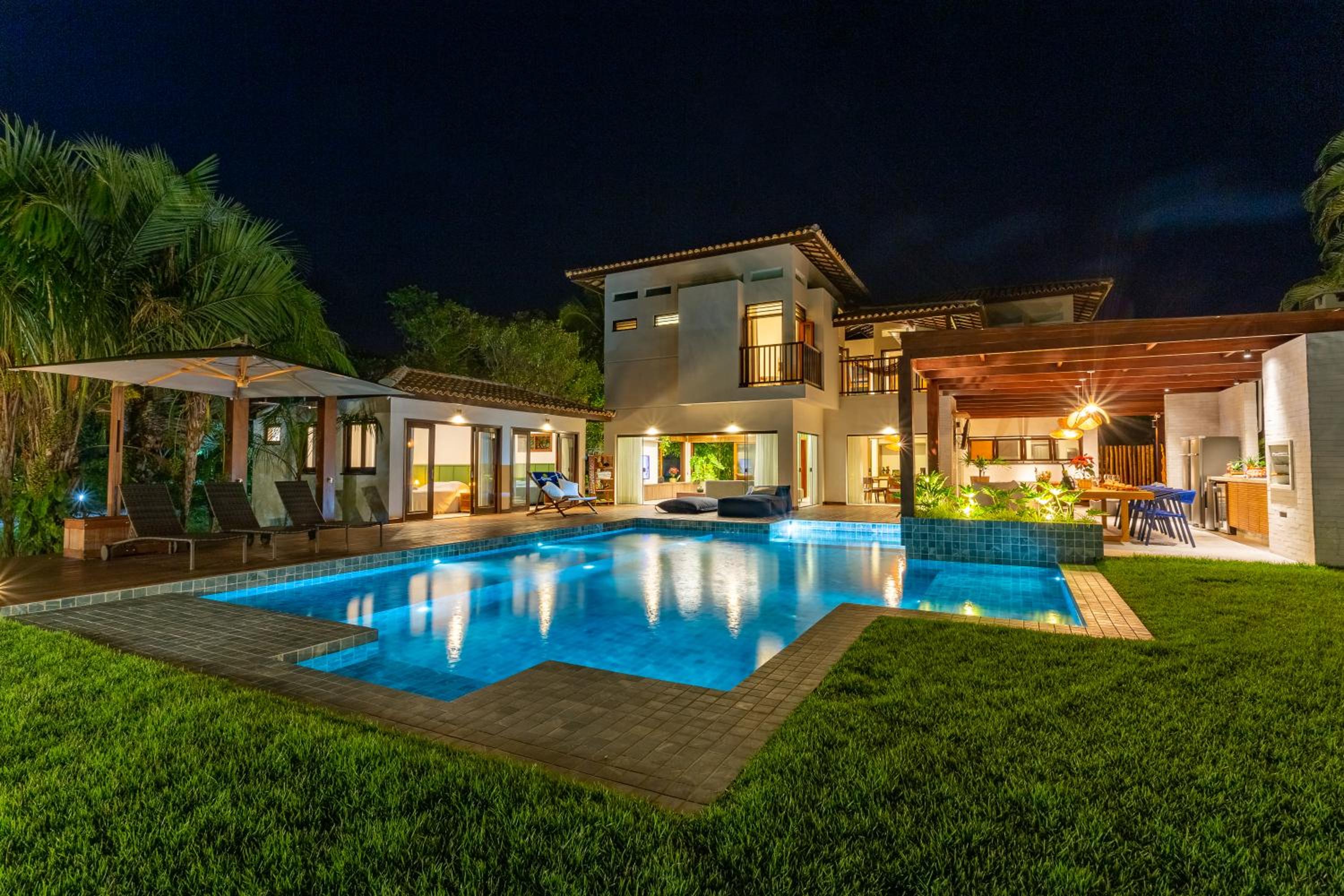 Stunning house with 6 suites in Sauípe