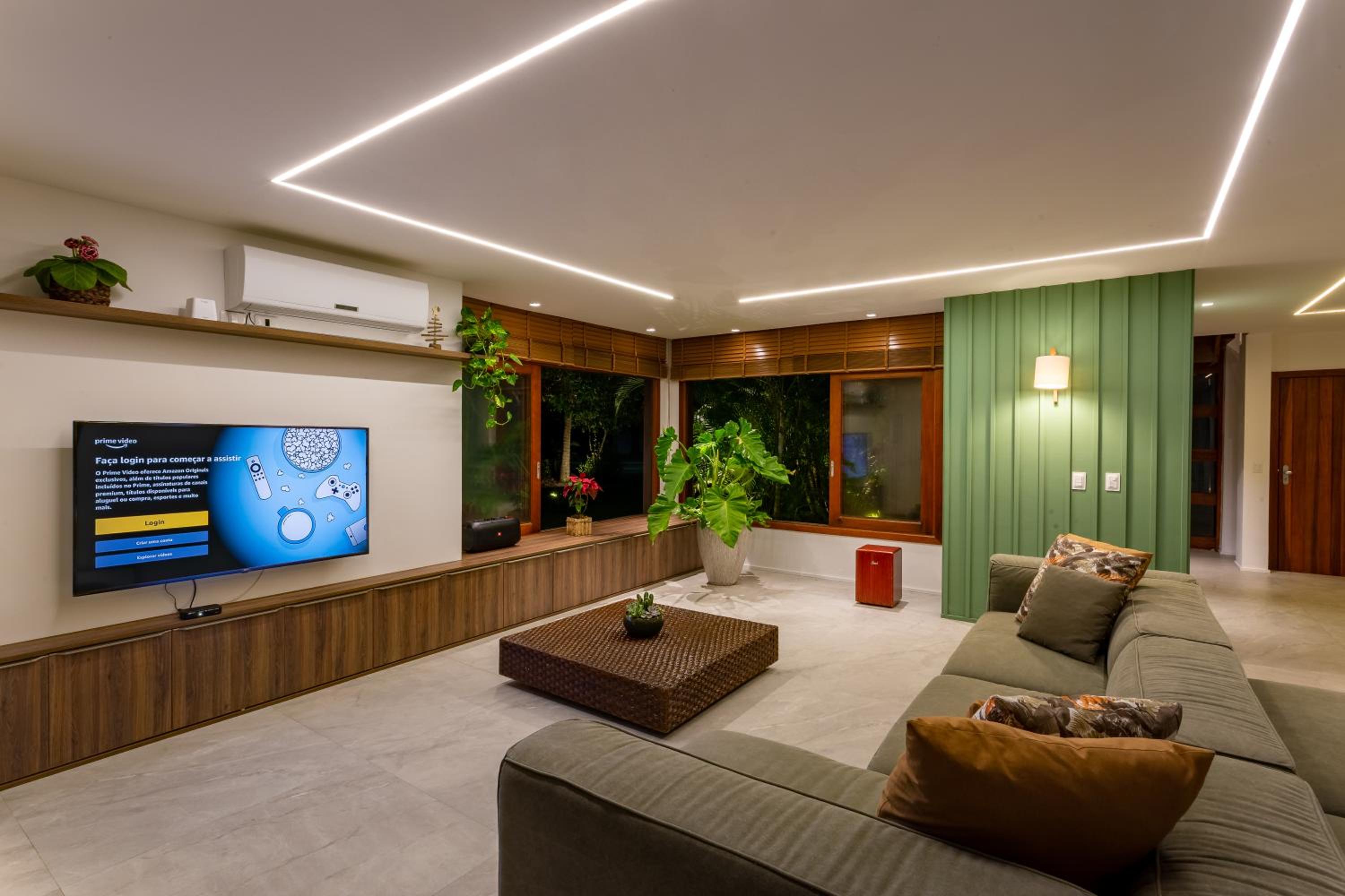 Stunning house with 6 suites in Sauípe