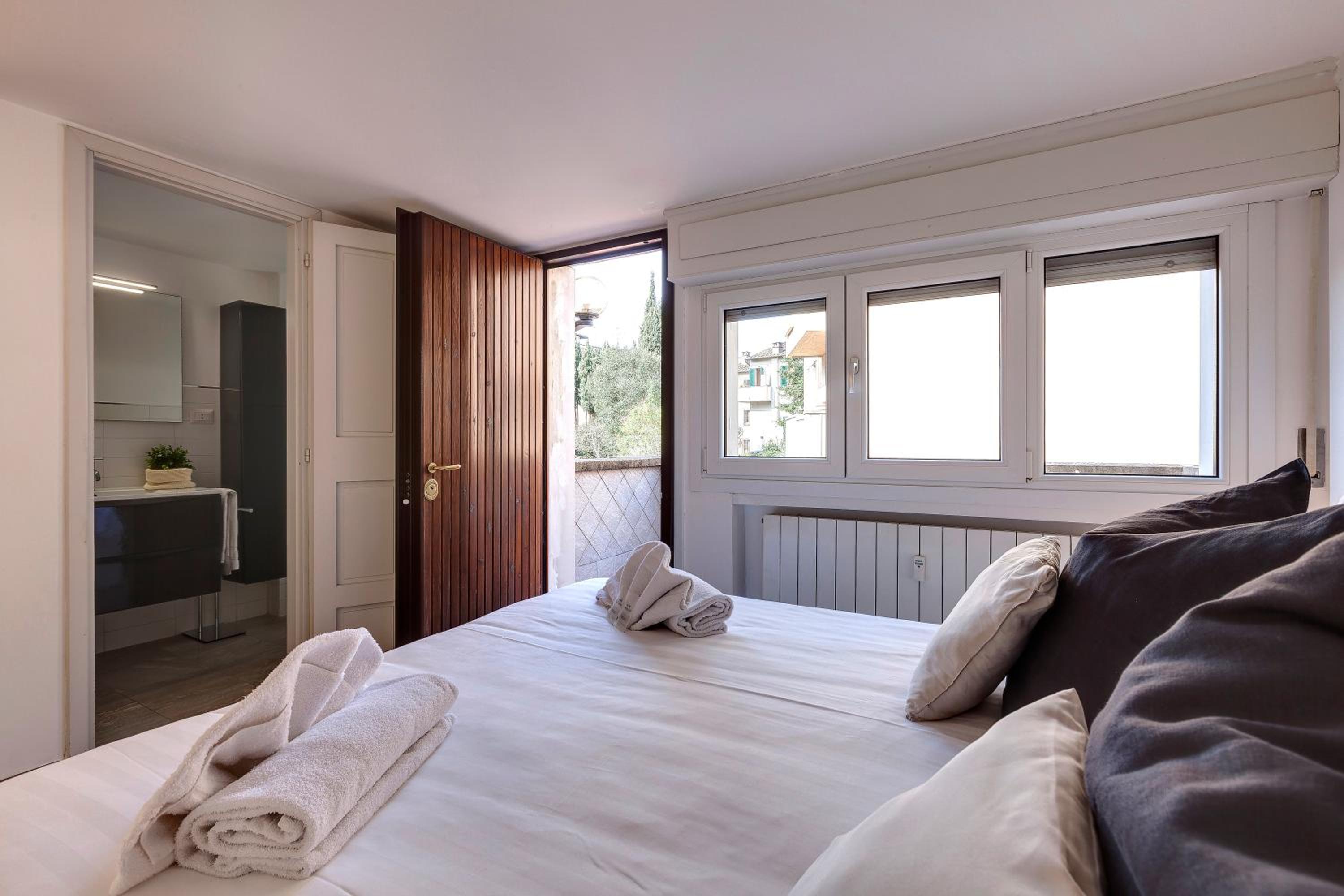 Rachel Apartment by Mamo Florence